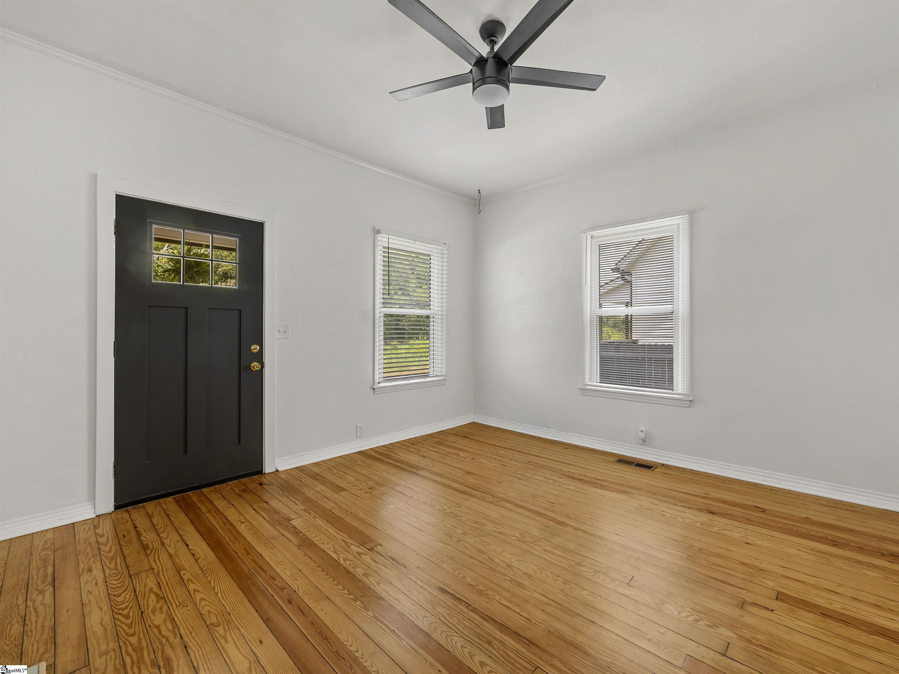 52 Hutchins Street Property Photo 2