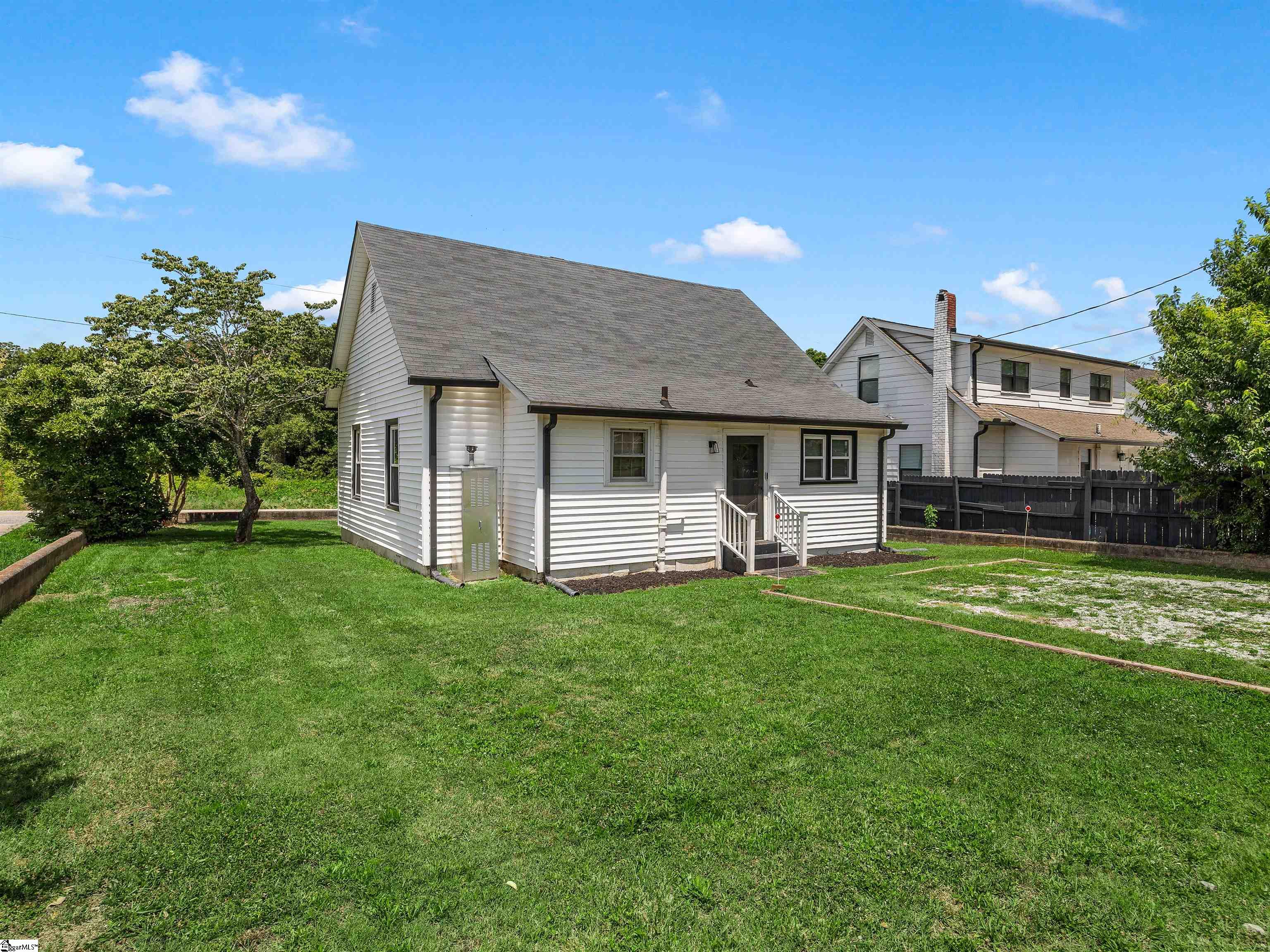 52 Hutchins Street Property Photo 25