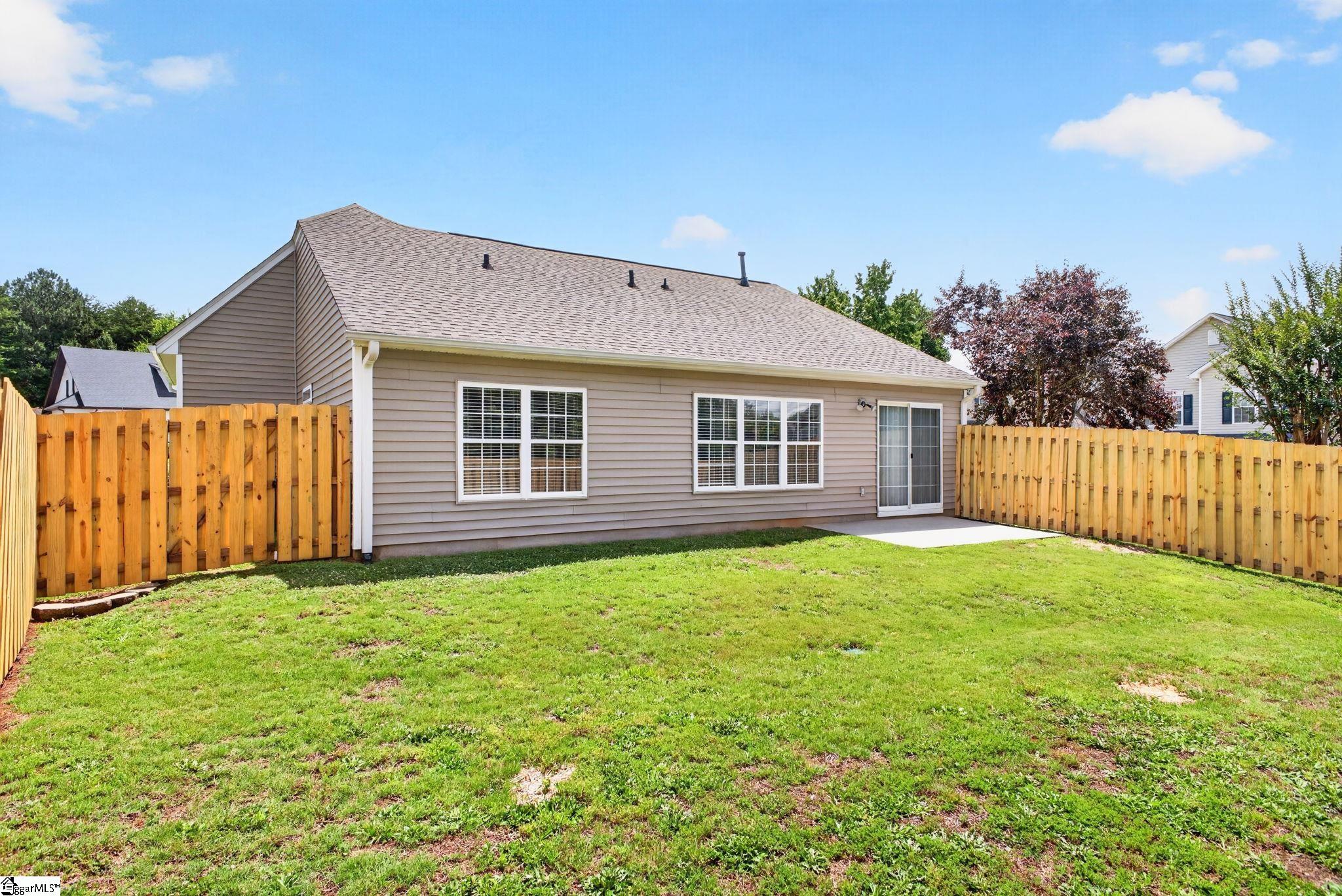 101 Constantine Way Property Photo 3