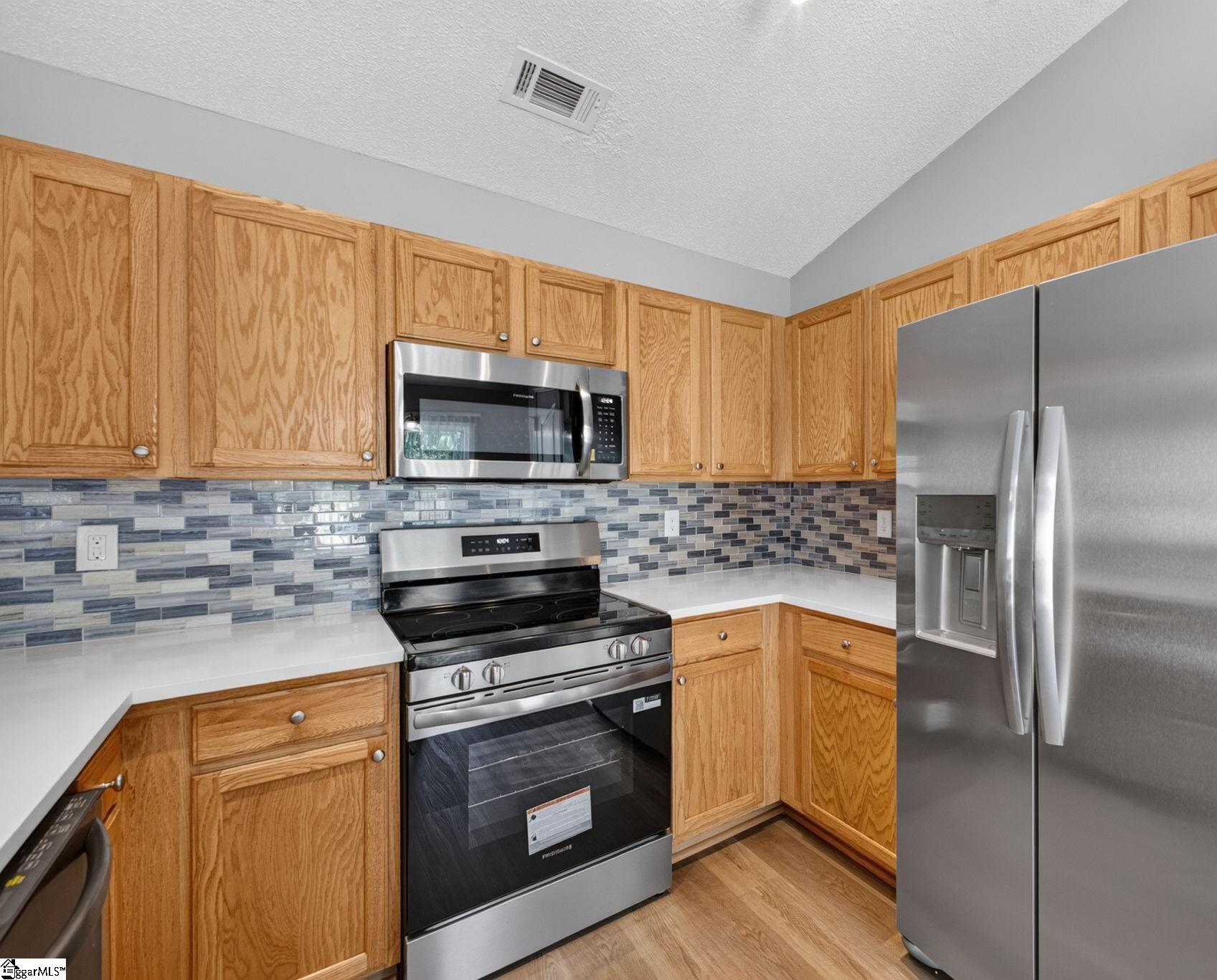 101 Constantine Way Property Photo 12