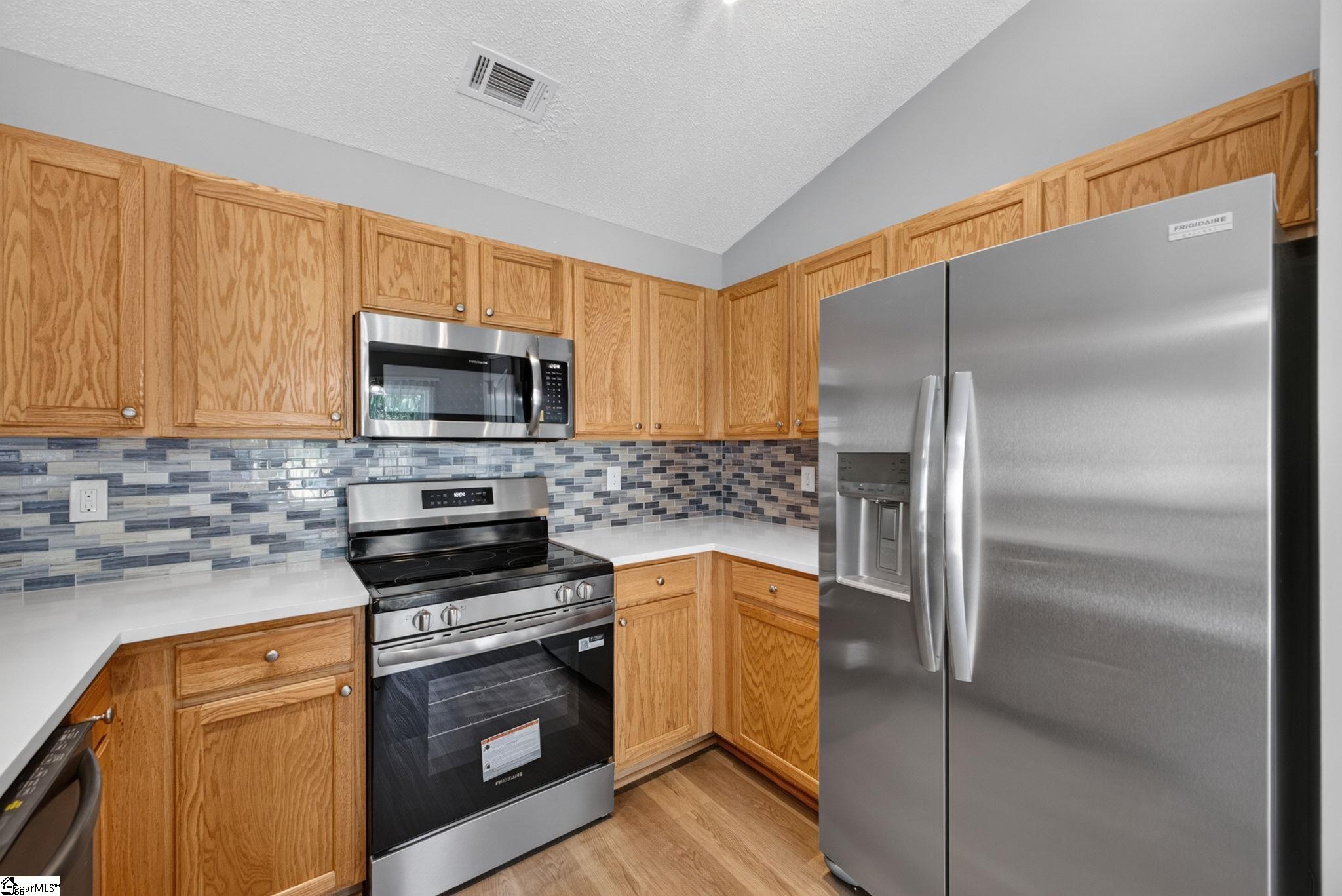 101 Constantine Way Property Photo 16