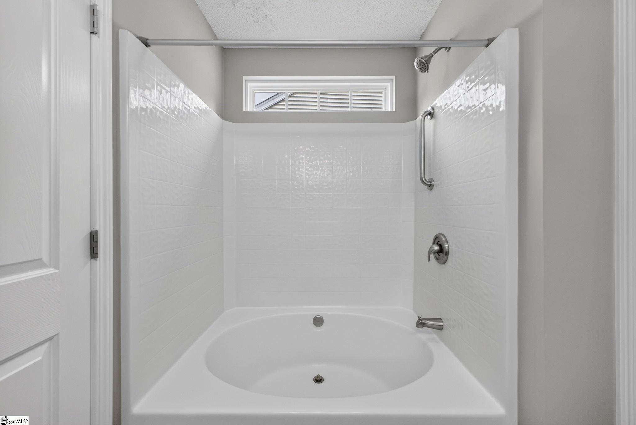 101 Constantine Way Property Photo 21