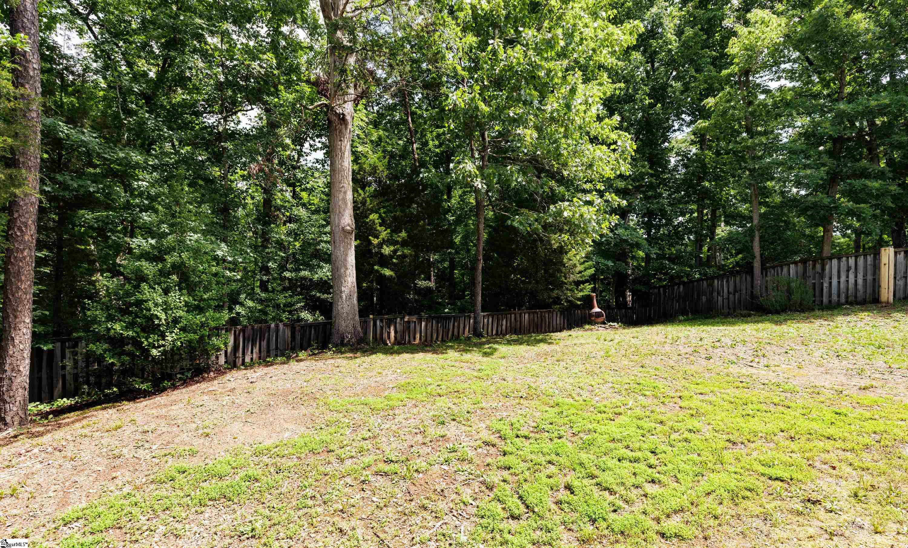 100 Carolina Oaks Drive Property Photo 5