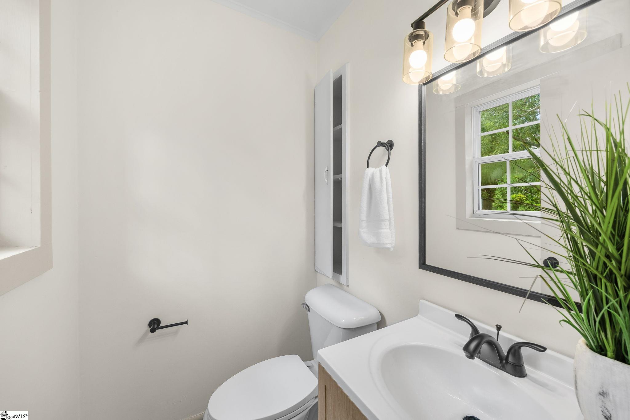 100 Whitener Avenue Property Photo 18