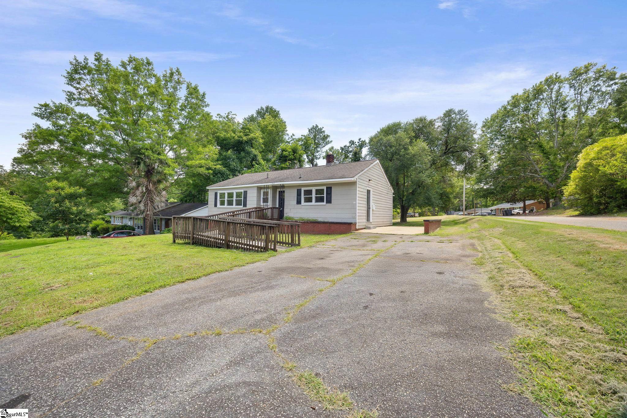 107 Whitener Avenue Property Photo 3