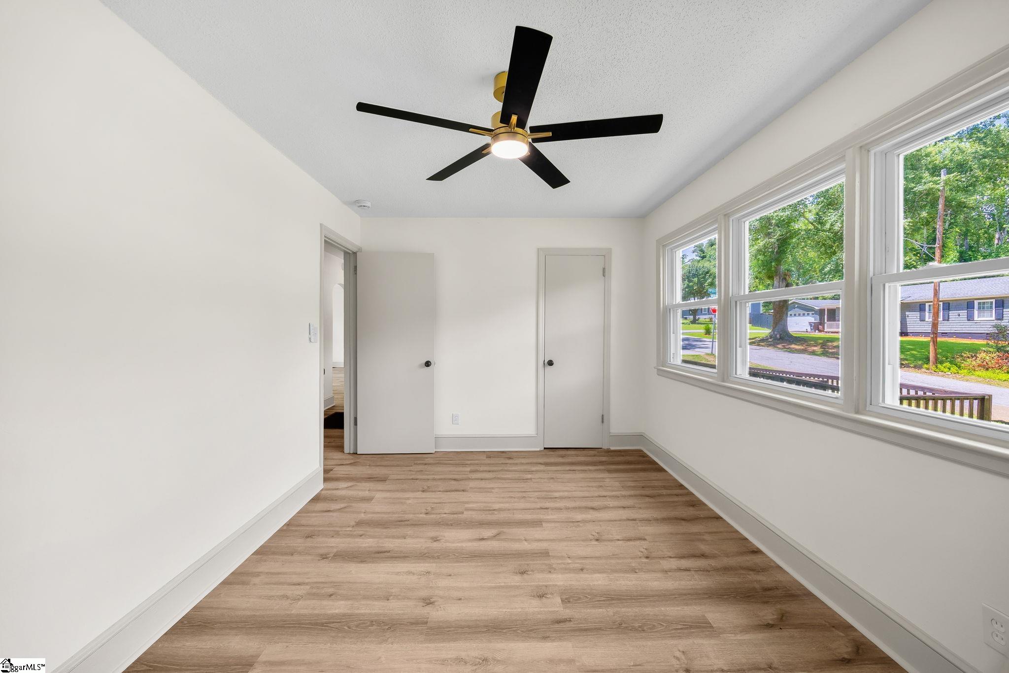 107 Whitener Avenue Property Photo 23