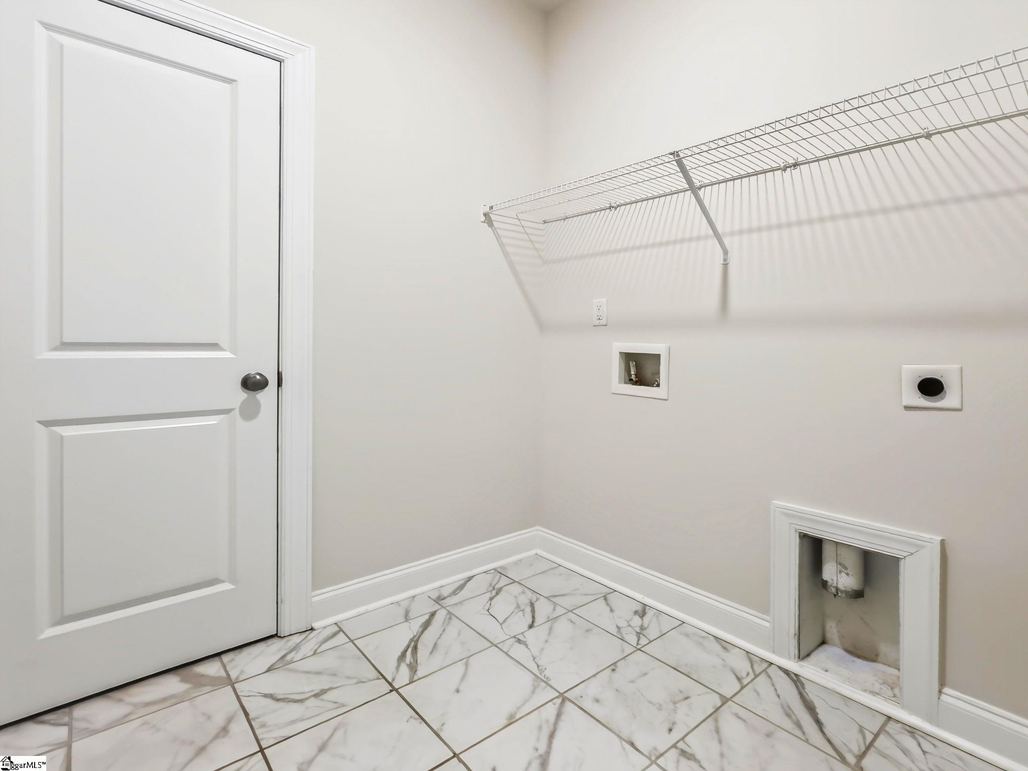 537 Clairbrook Court Property Photo 11