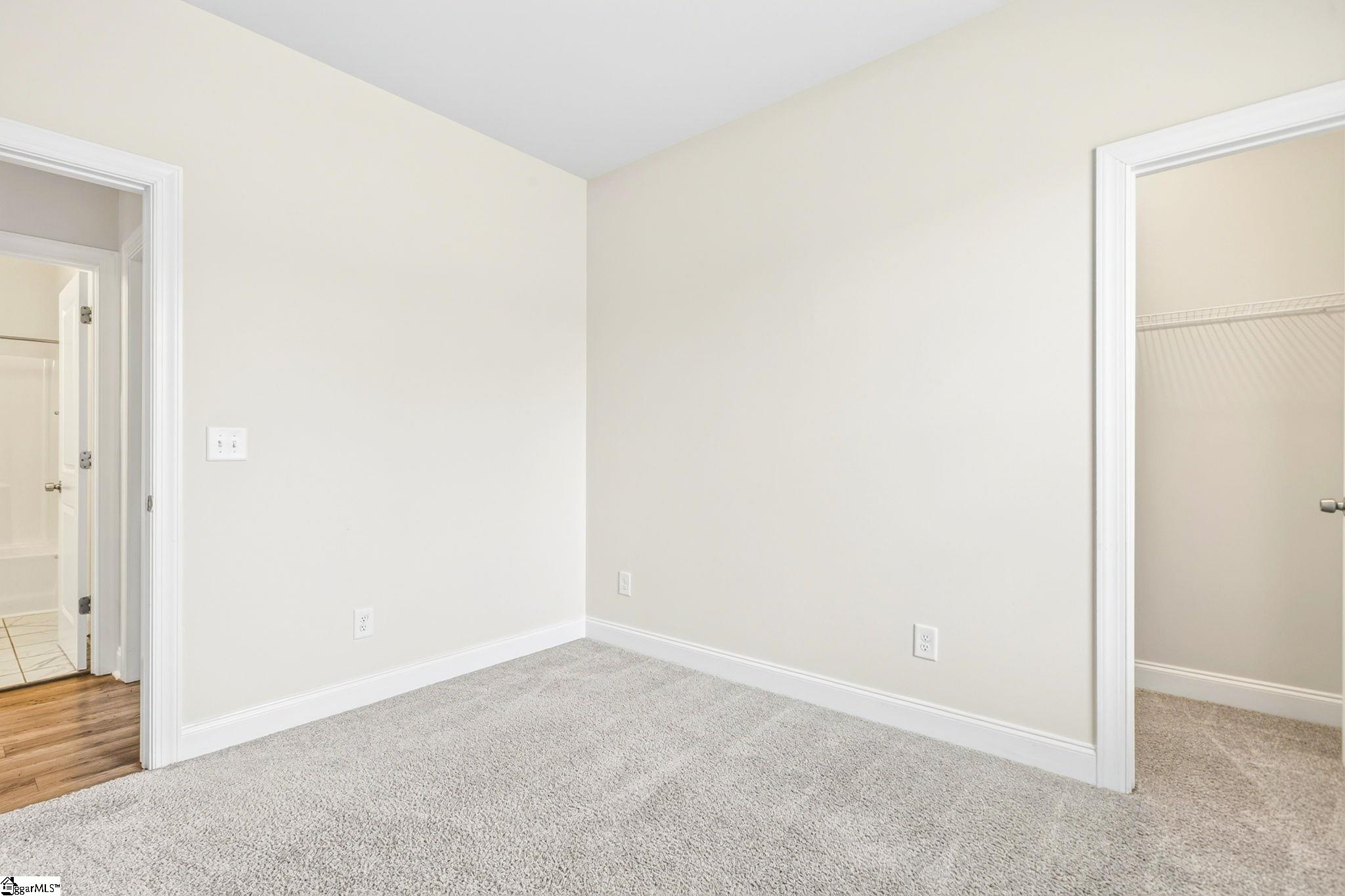 537 Clairbrook Court Property Photo 14