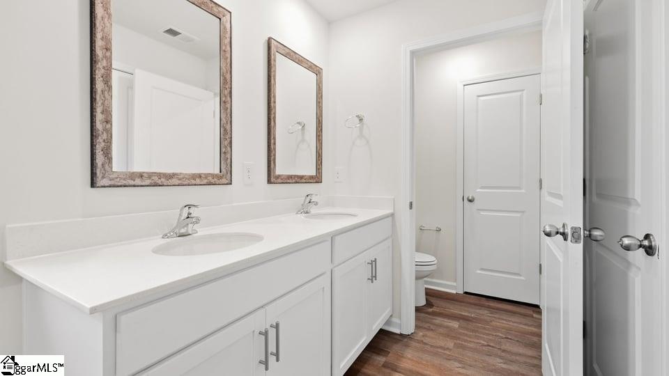 631 Starbeam Court Property Photo 31