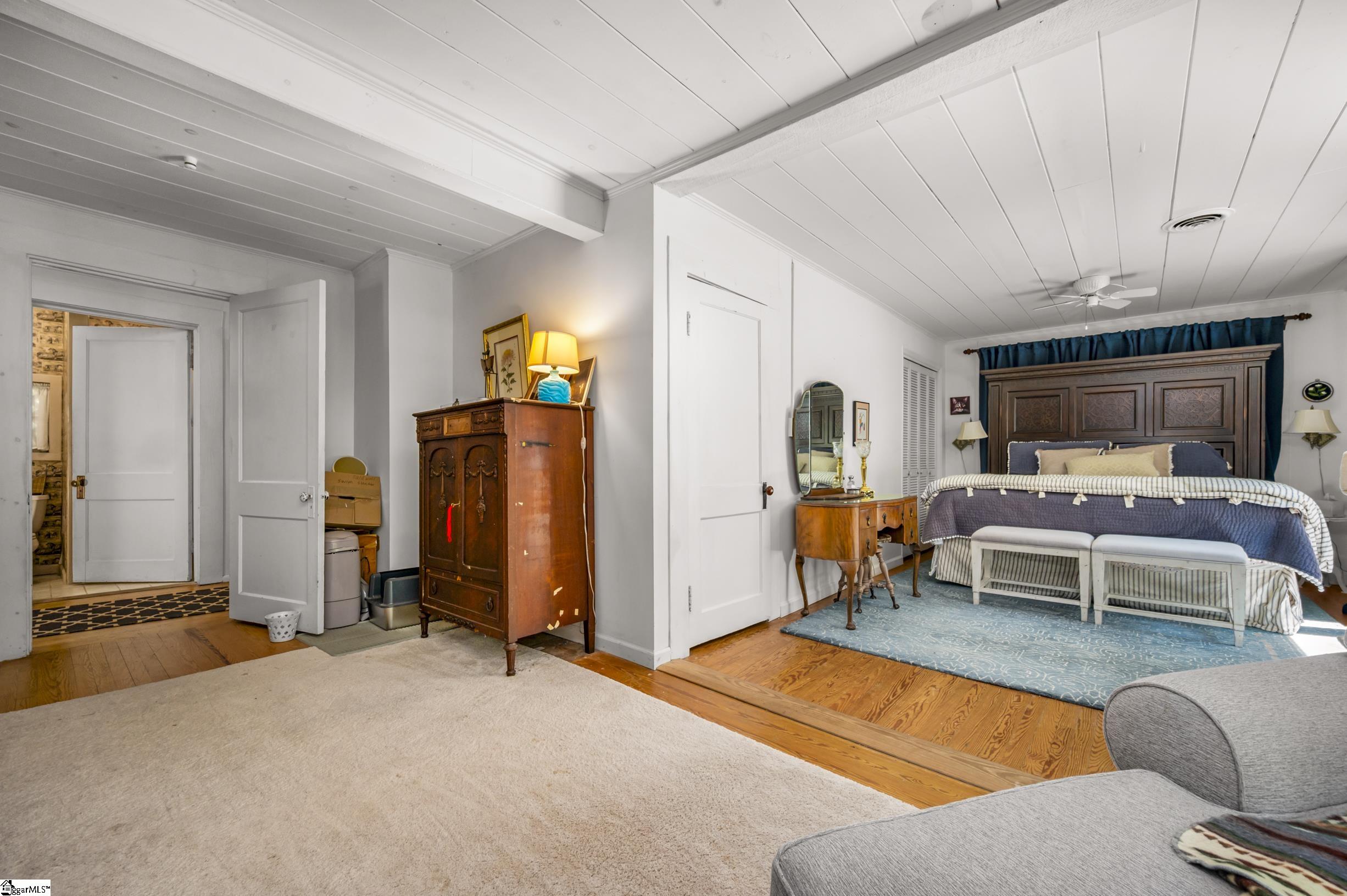 415 E Lakeshore Drive Property Photo 11
