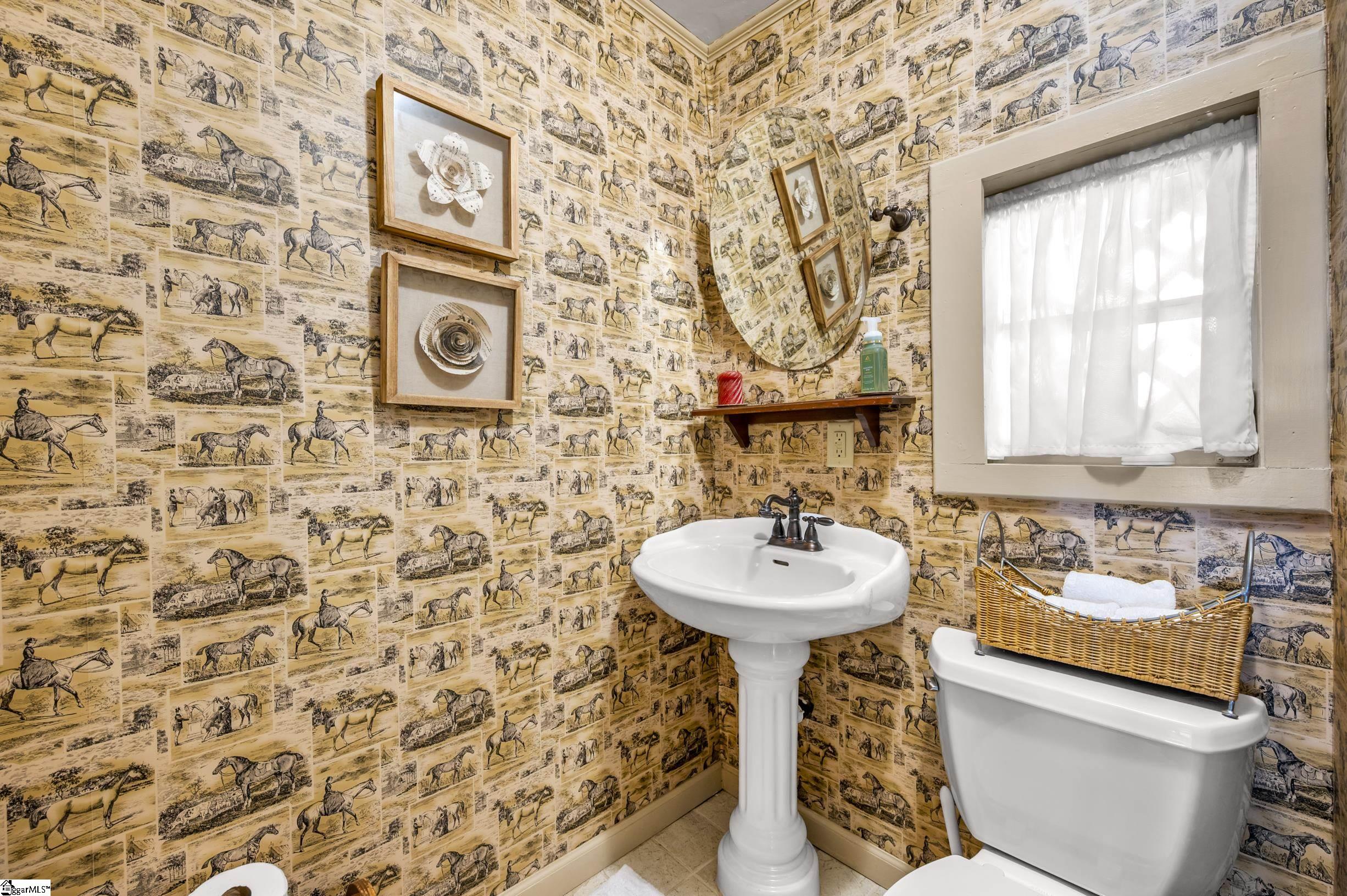 415 E Lakeshore Drive Property Photo 17
