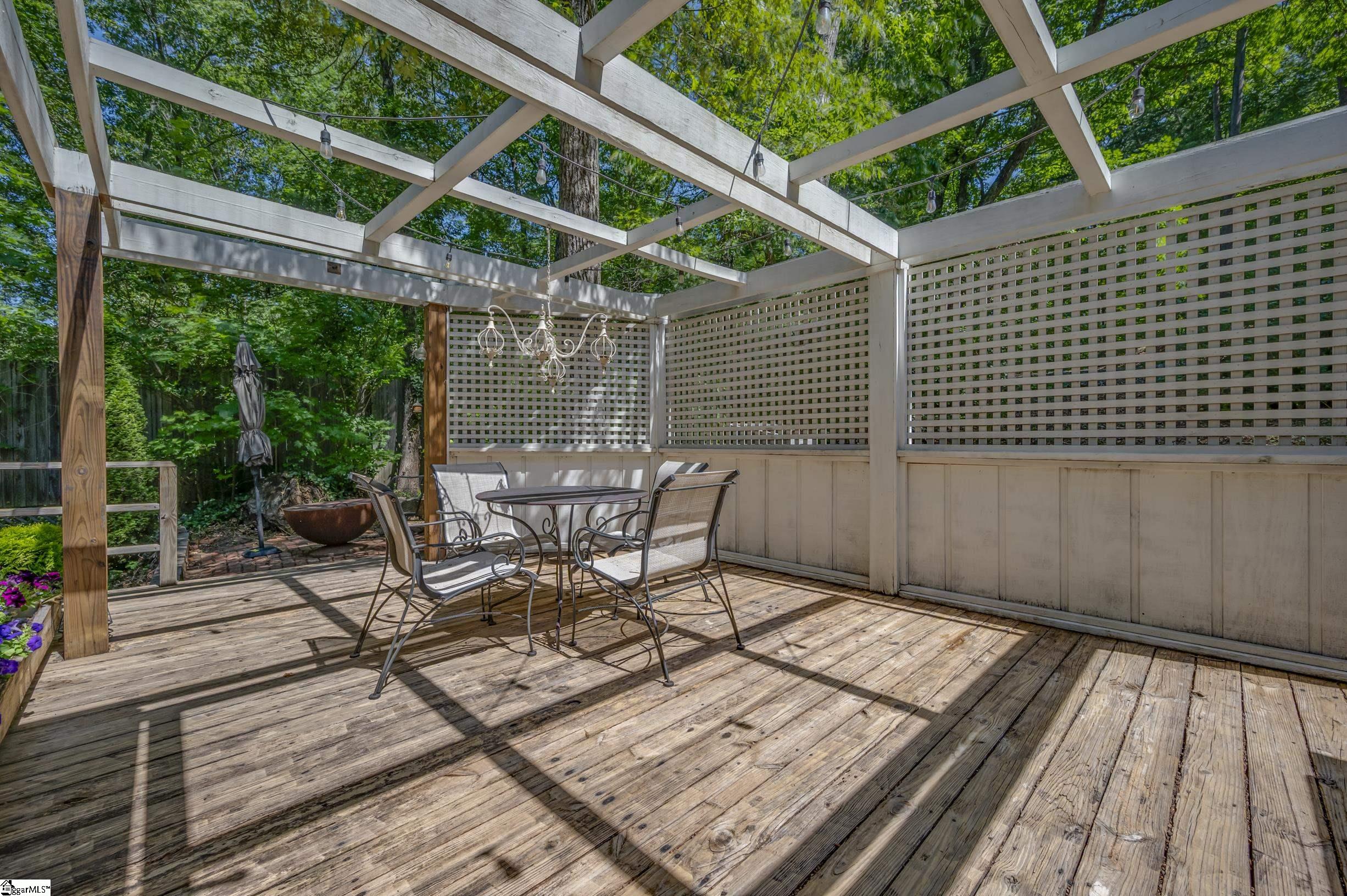 415 E Lakeshore Drive Property Photo 25