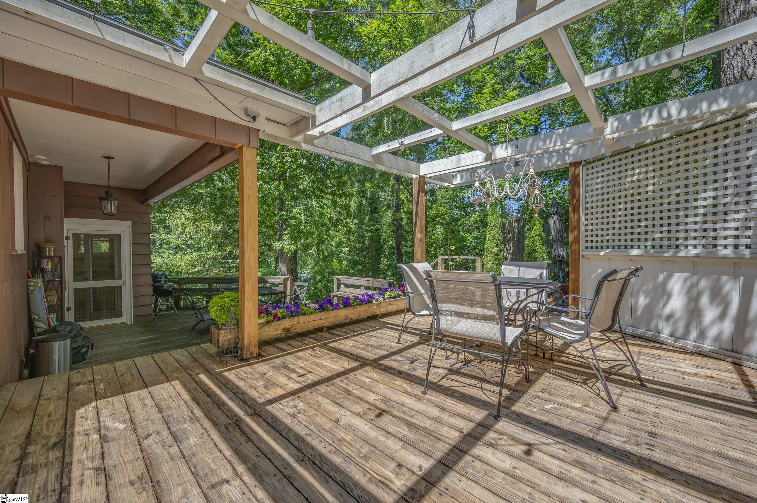 415 E Lakeshore Drive Property Photo 42
