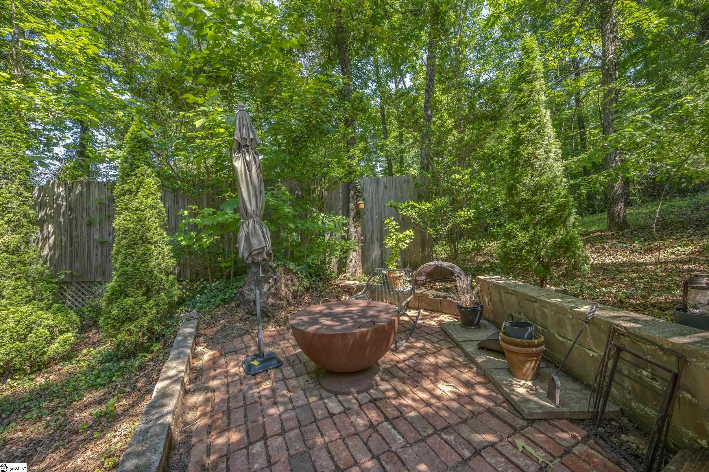 415 E Lakeshore Drive Property Photo 43