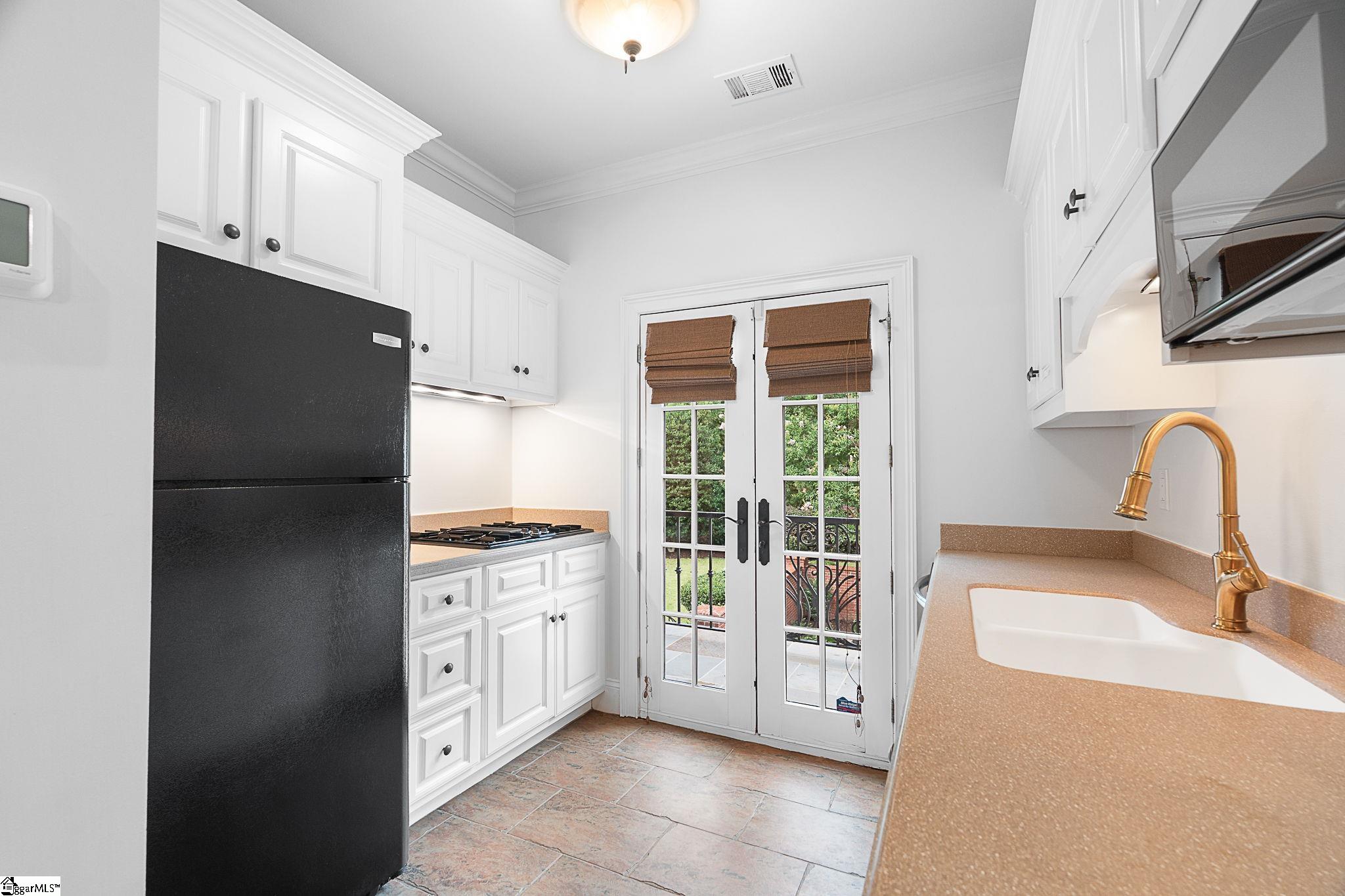 102 Tuscany Way Property Photo 33