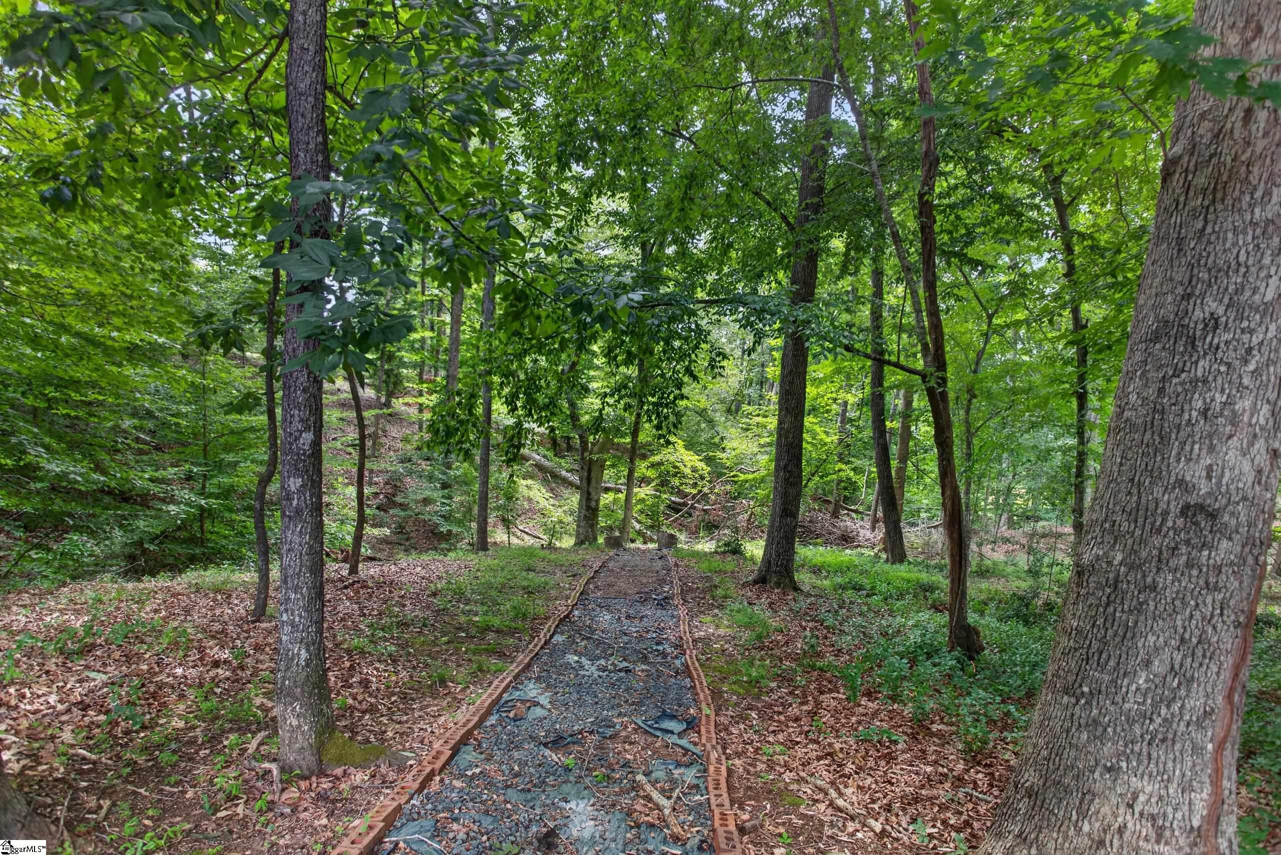 112 Santee Trail Property Photo 44