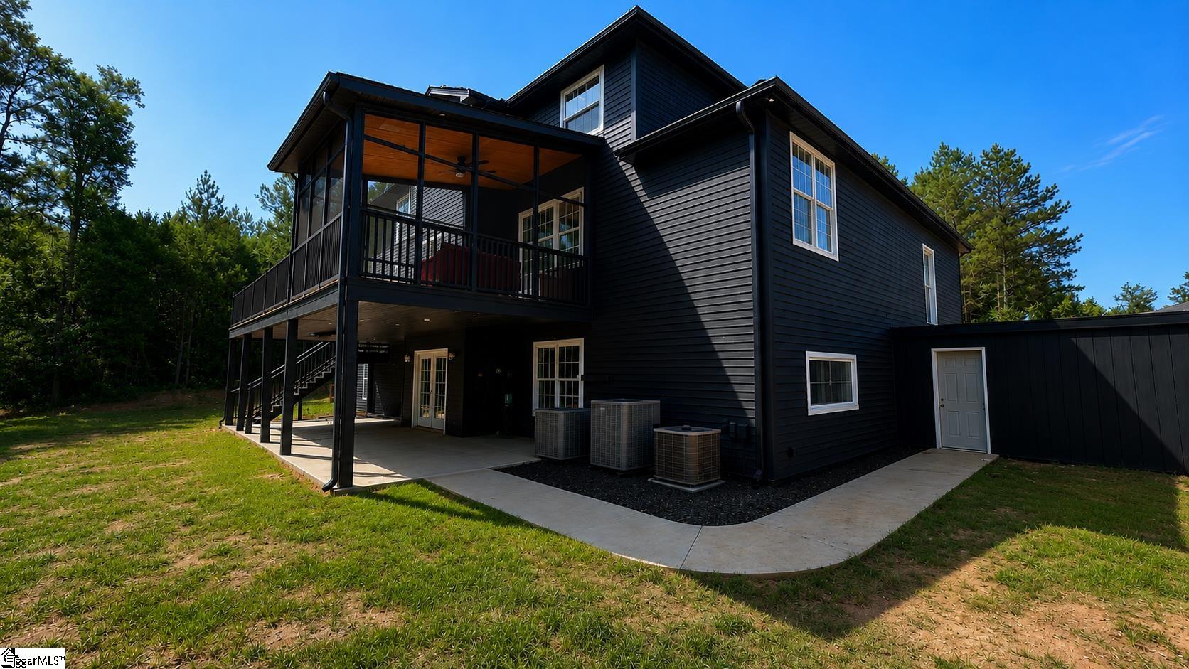 421 Burns Road Property Photo 6