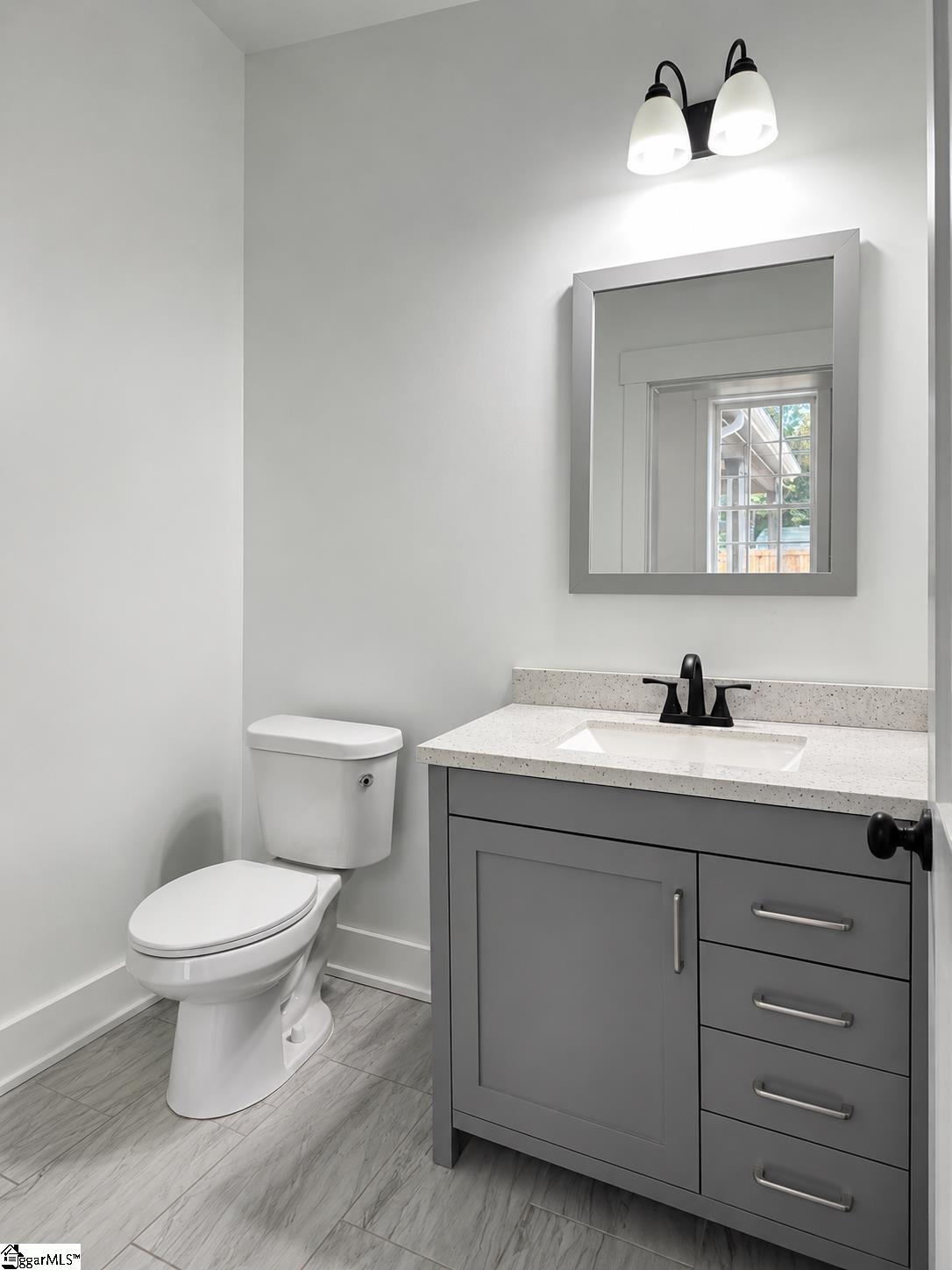 421 Burns Road Property Photo 14
