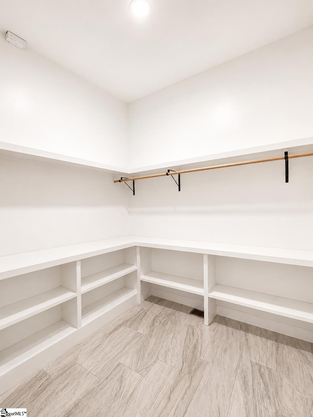 421 Burns Road Property Photo 15