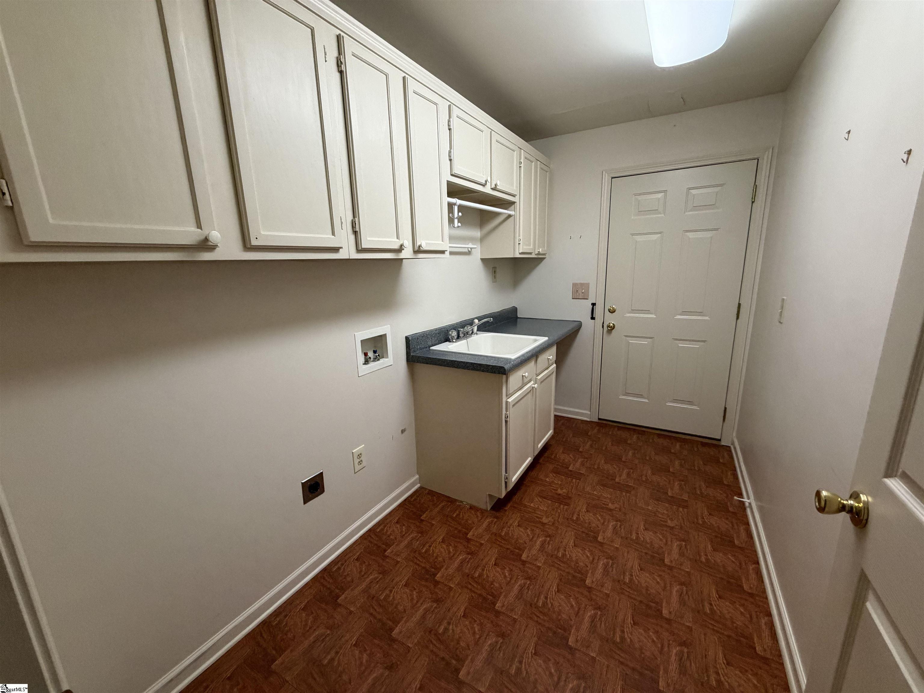 111 Cameron Way Property Photo 14