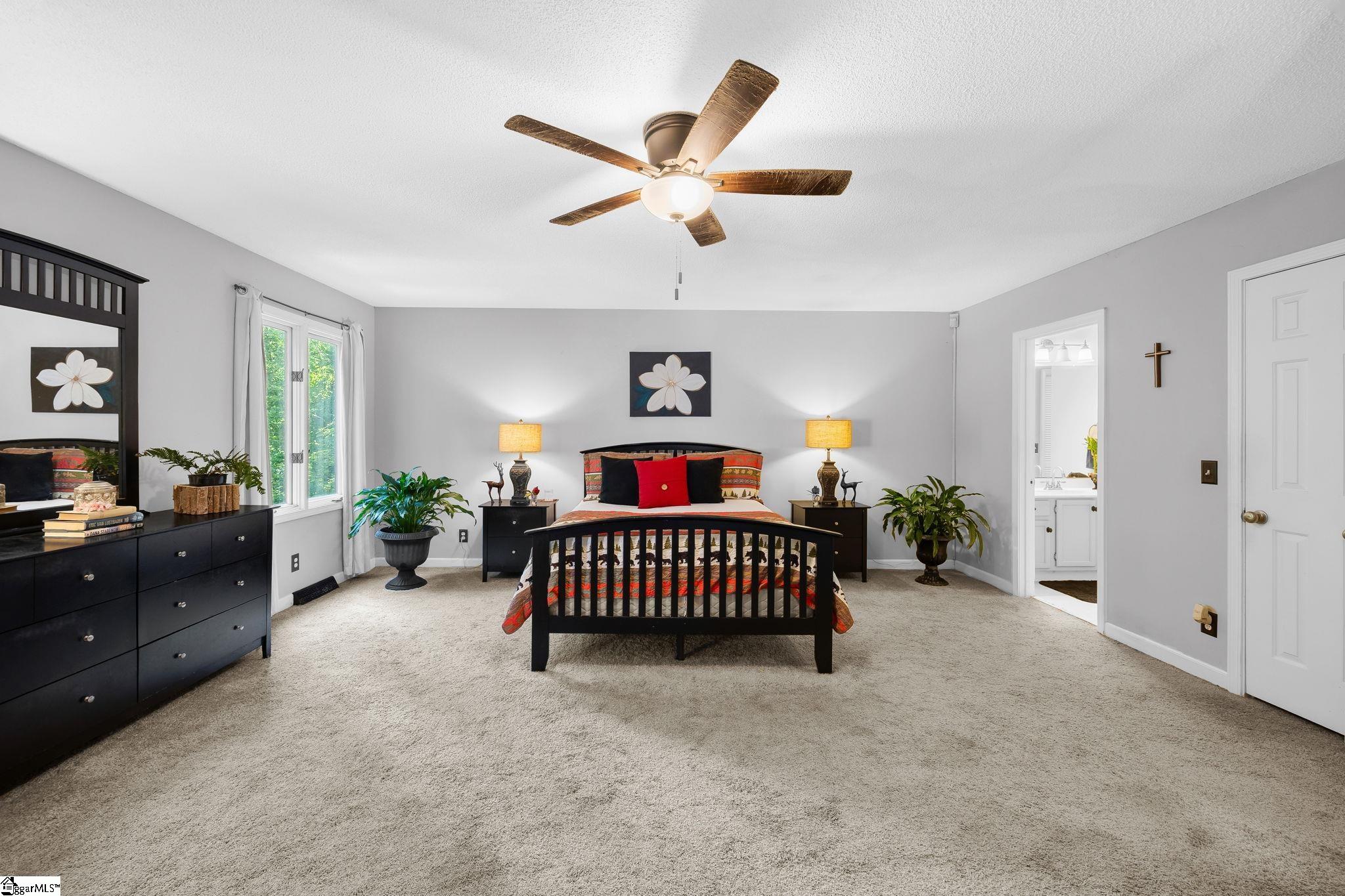 15 Creekside Way Property Photo 12