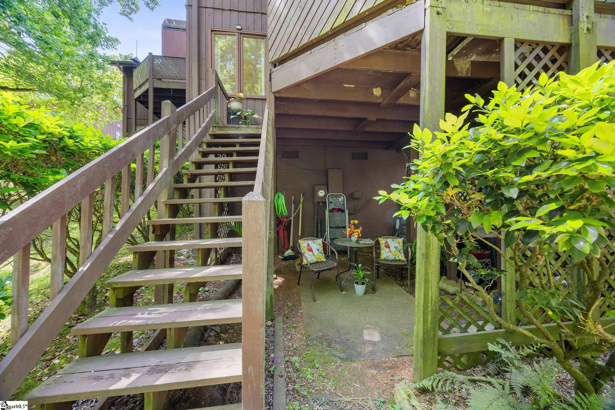 15 Creekside Way Property Photo 36