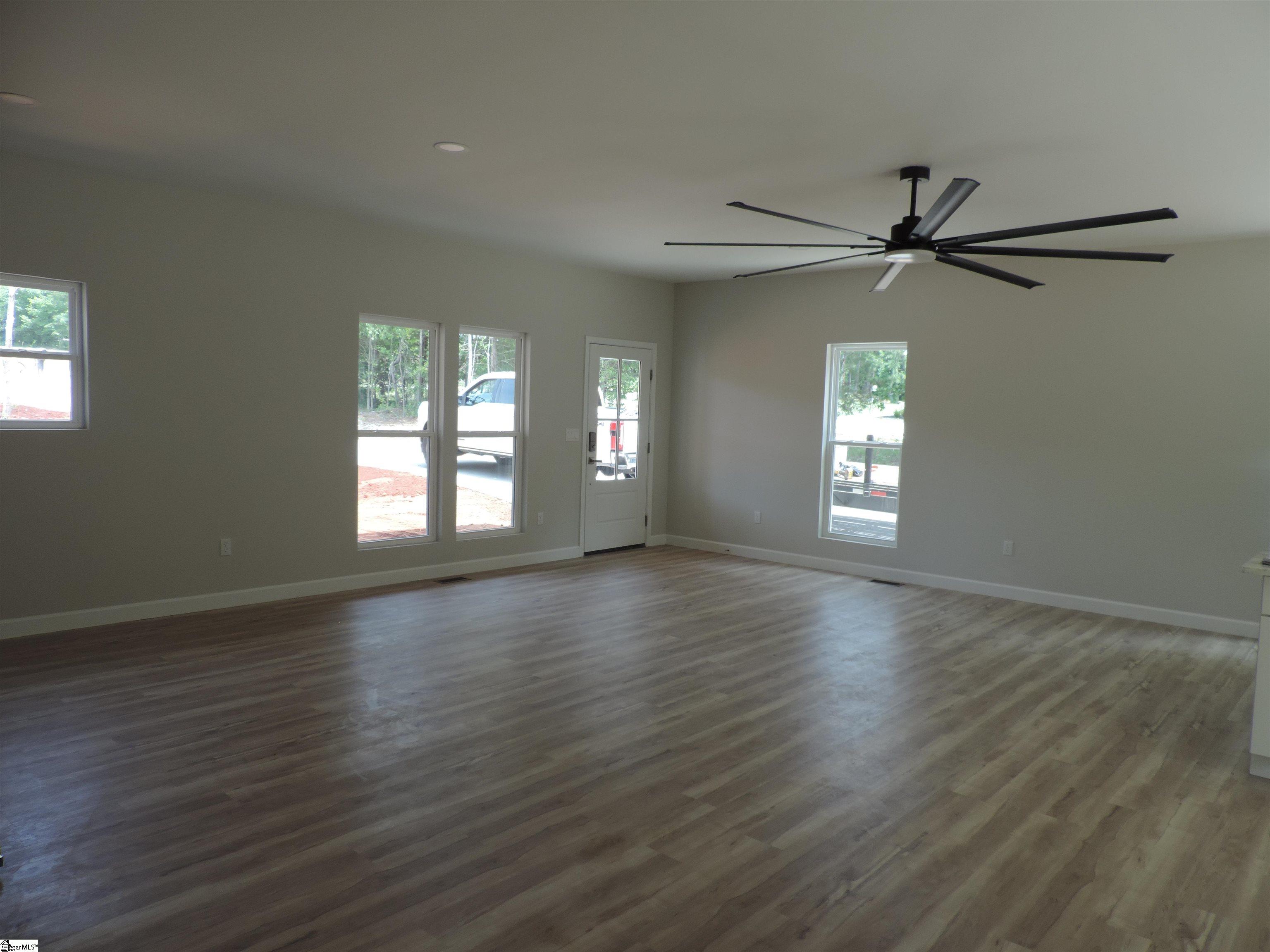 384 Bailey Road Property Photo 10