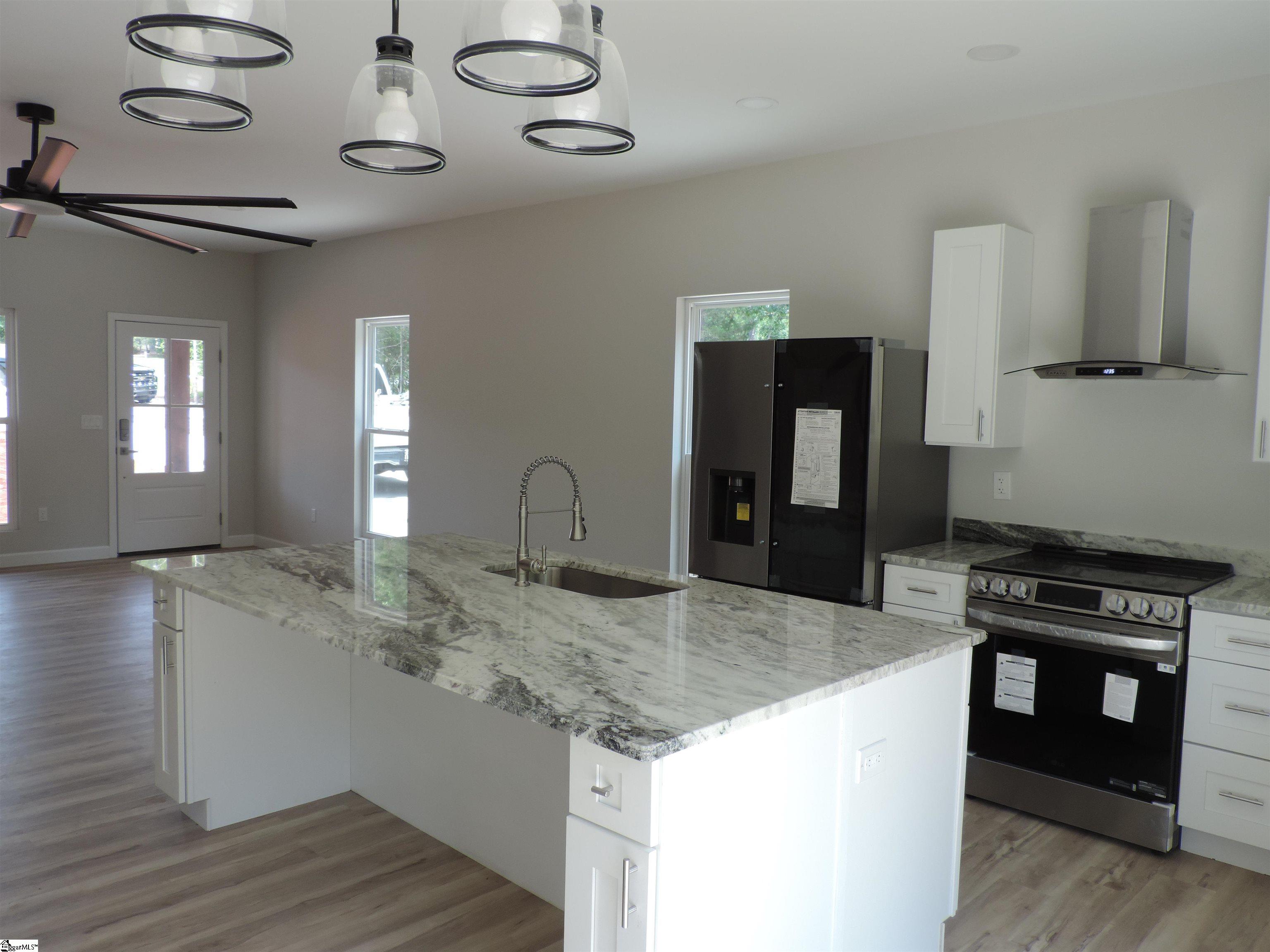 384 Bailey Road Property Photo 12