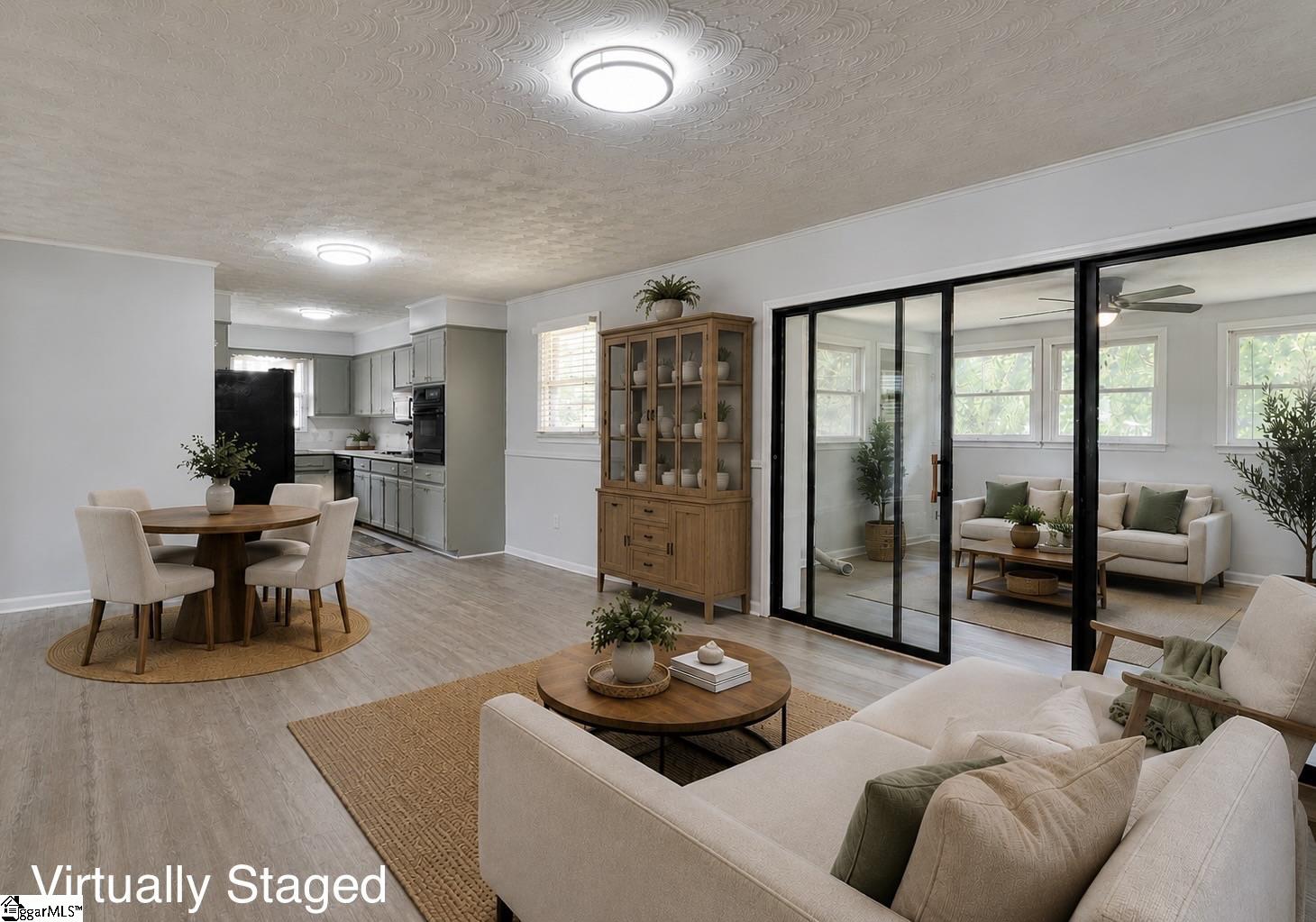 1291 Montview Street Property Photo 3