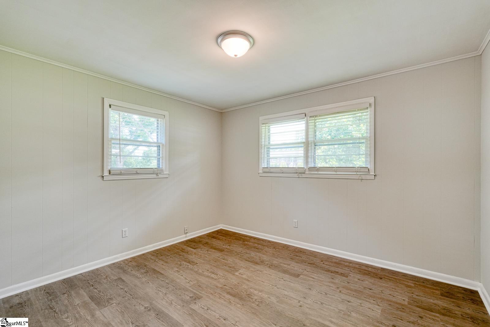 1291 Montview Street Property Photo 10