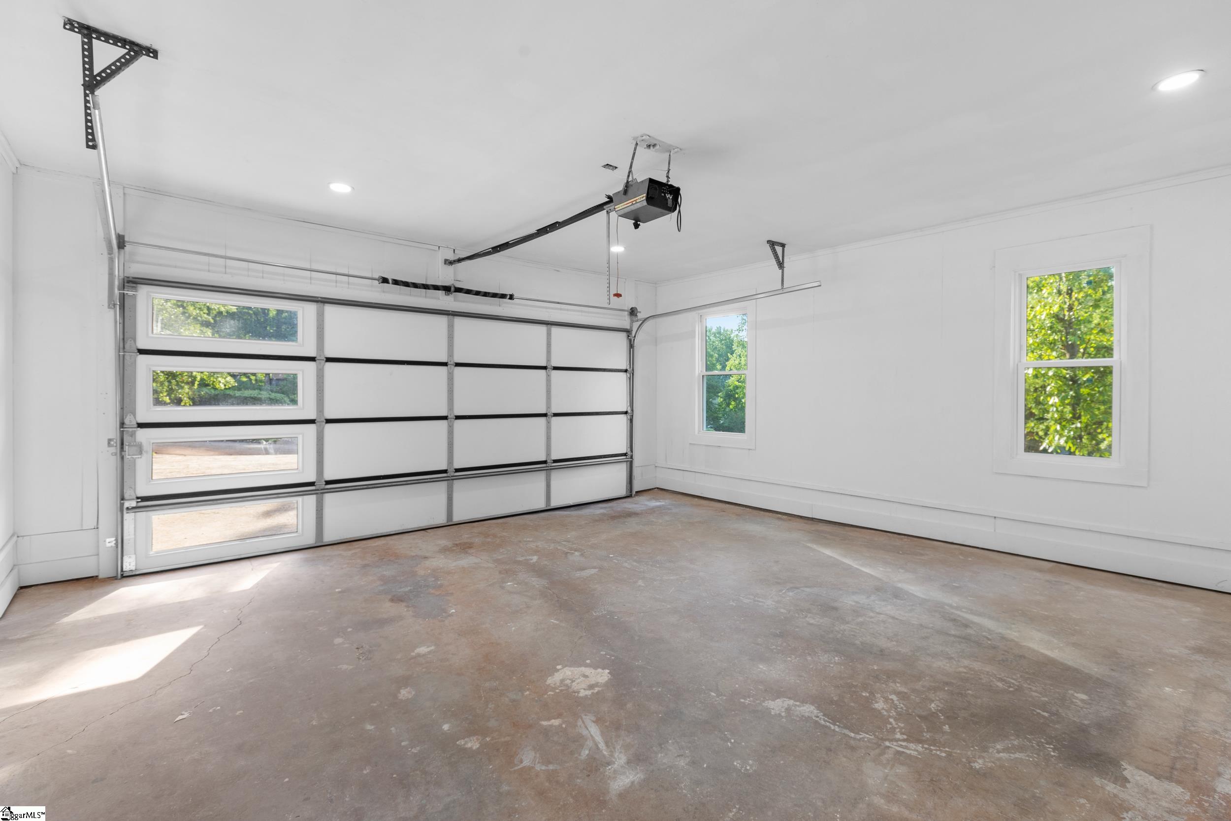 1 Brynhurst Circle Property Photo 7