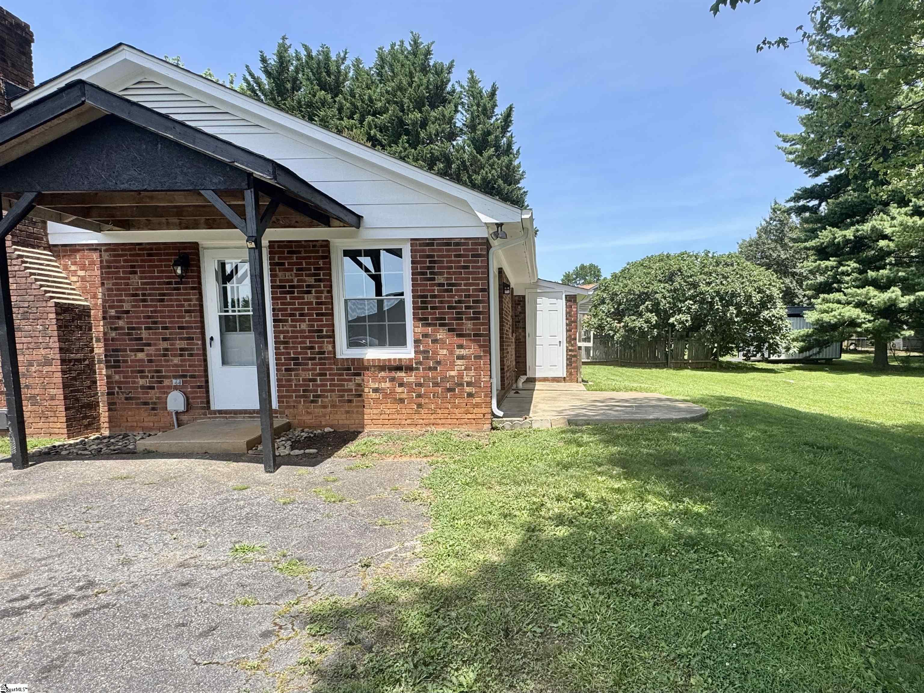 228 Greenridge Drive Property Photo 44