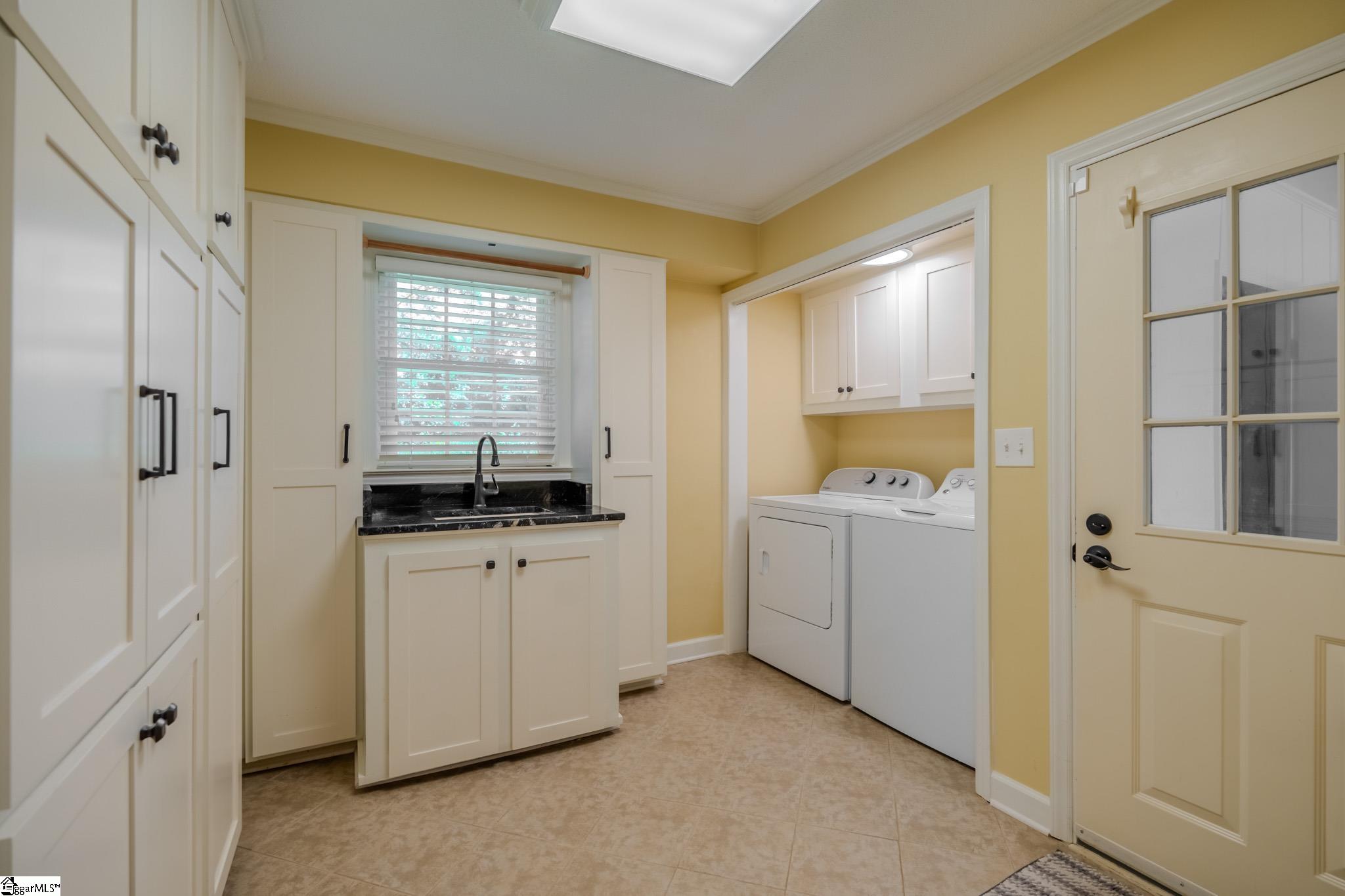 214 Spring Drive Property Photo 33