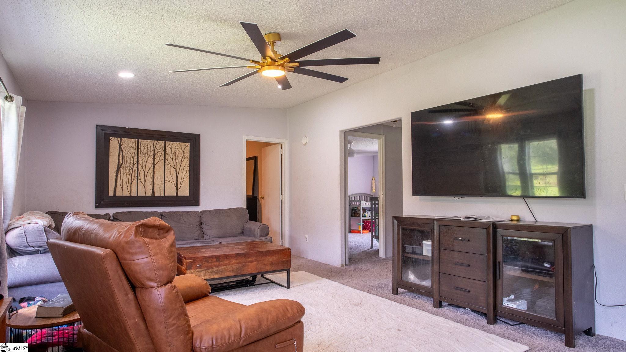 13869 S Highway 101 Property Photo 6