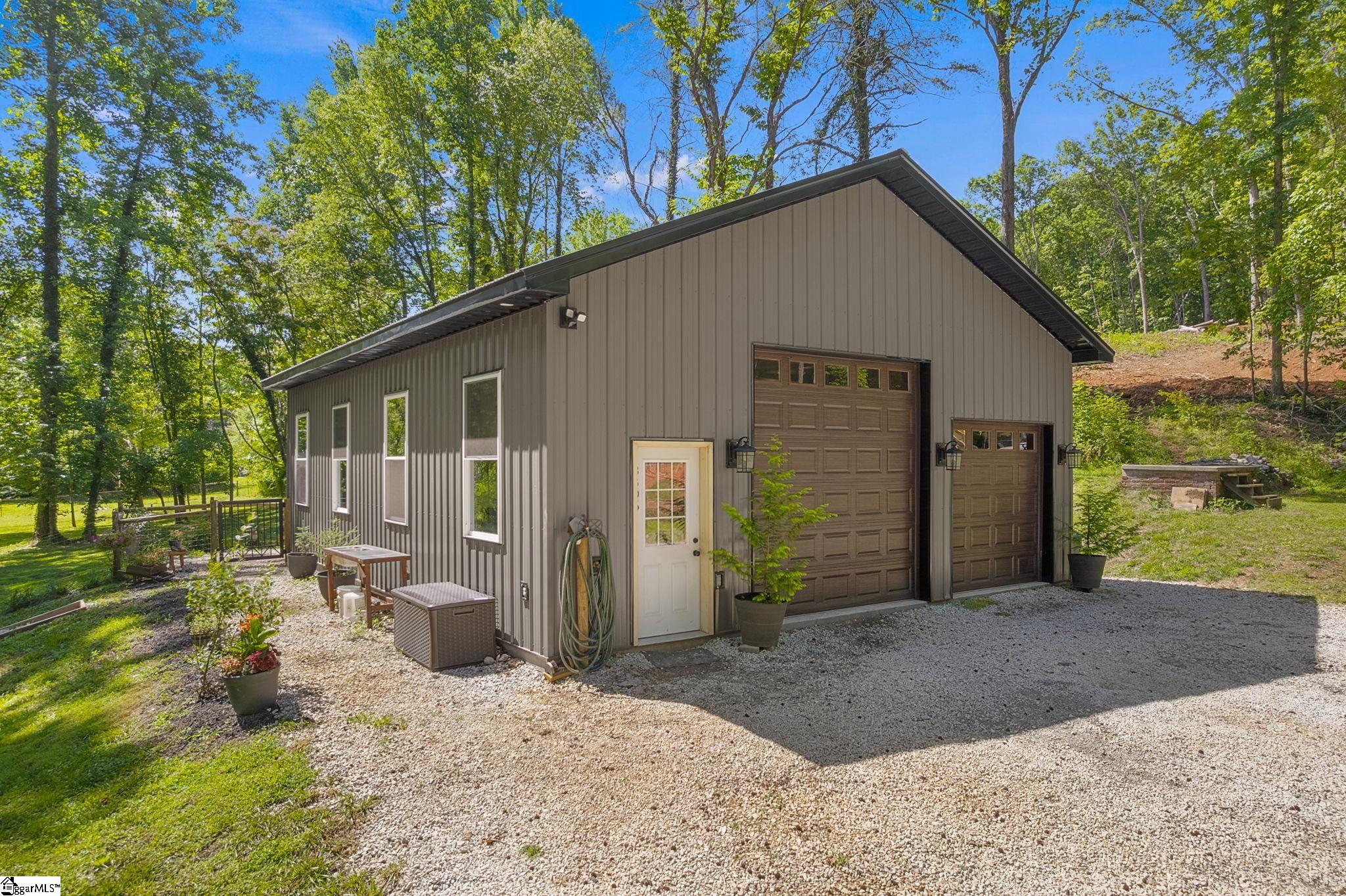3306 Moorefield Memorial Highway Property Photo 3
