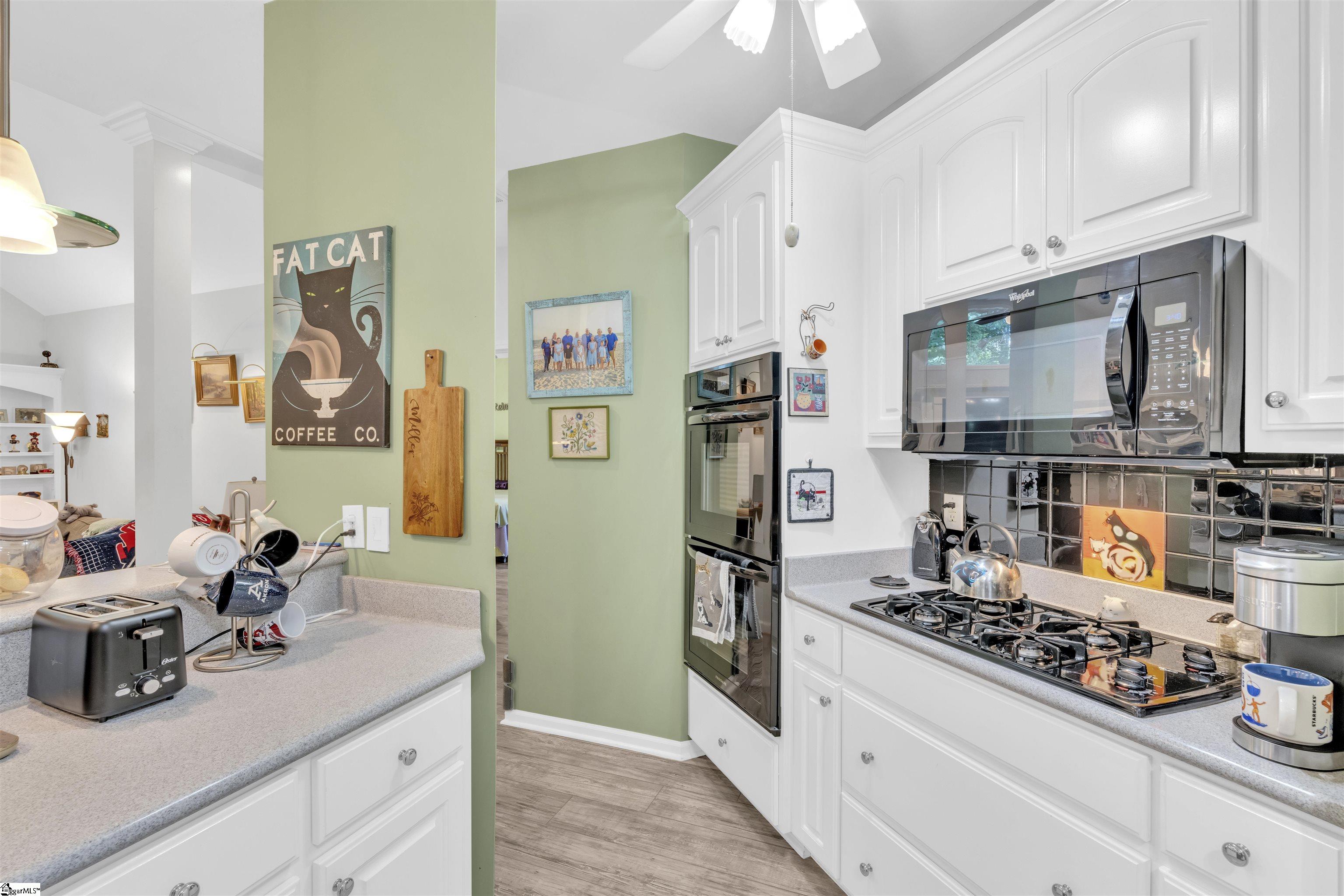 726 Moonridge Drive Property Photo 10