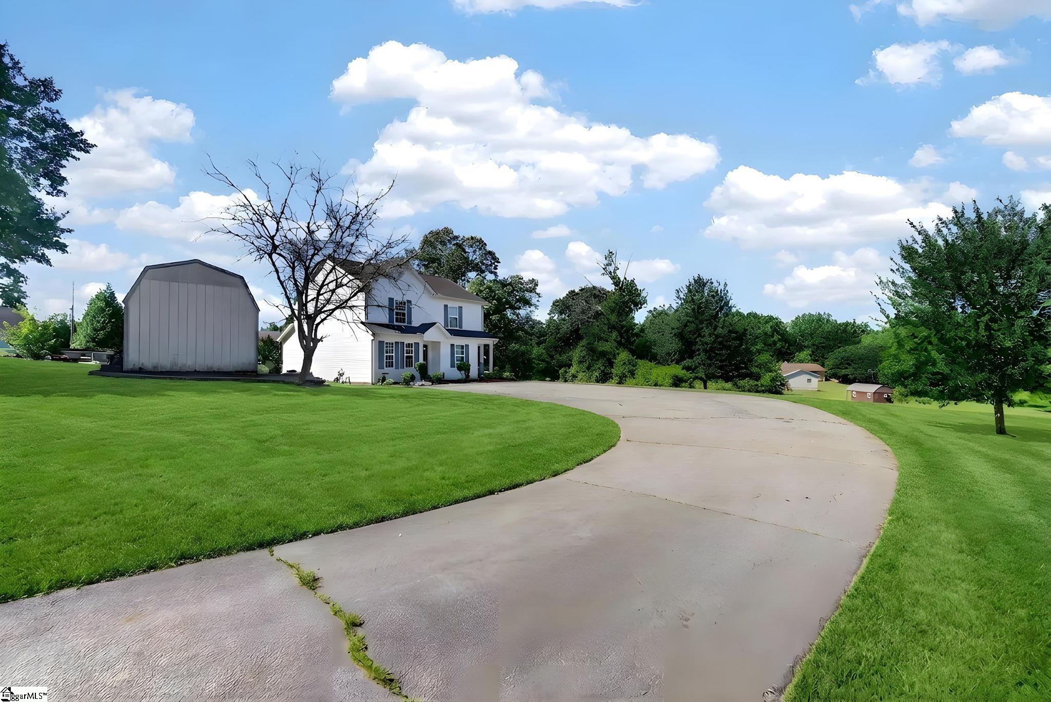 117 Skyview Circle Property Photo 3