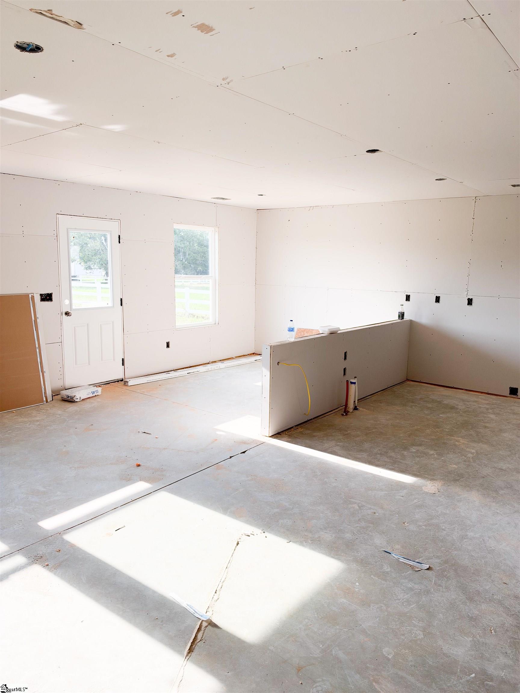 295 Henderson Road Property Photo 2