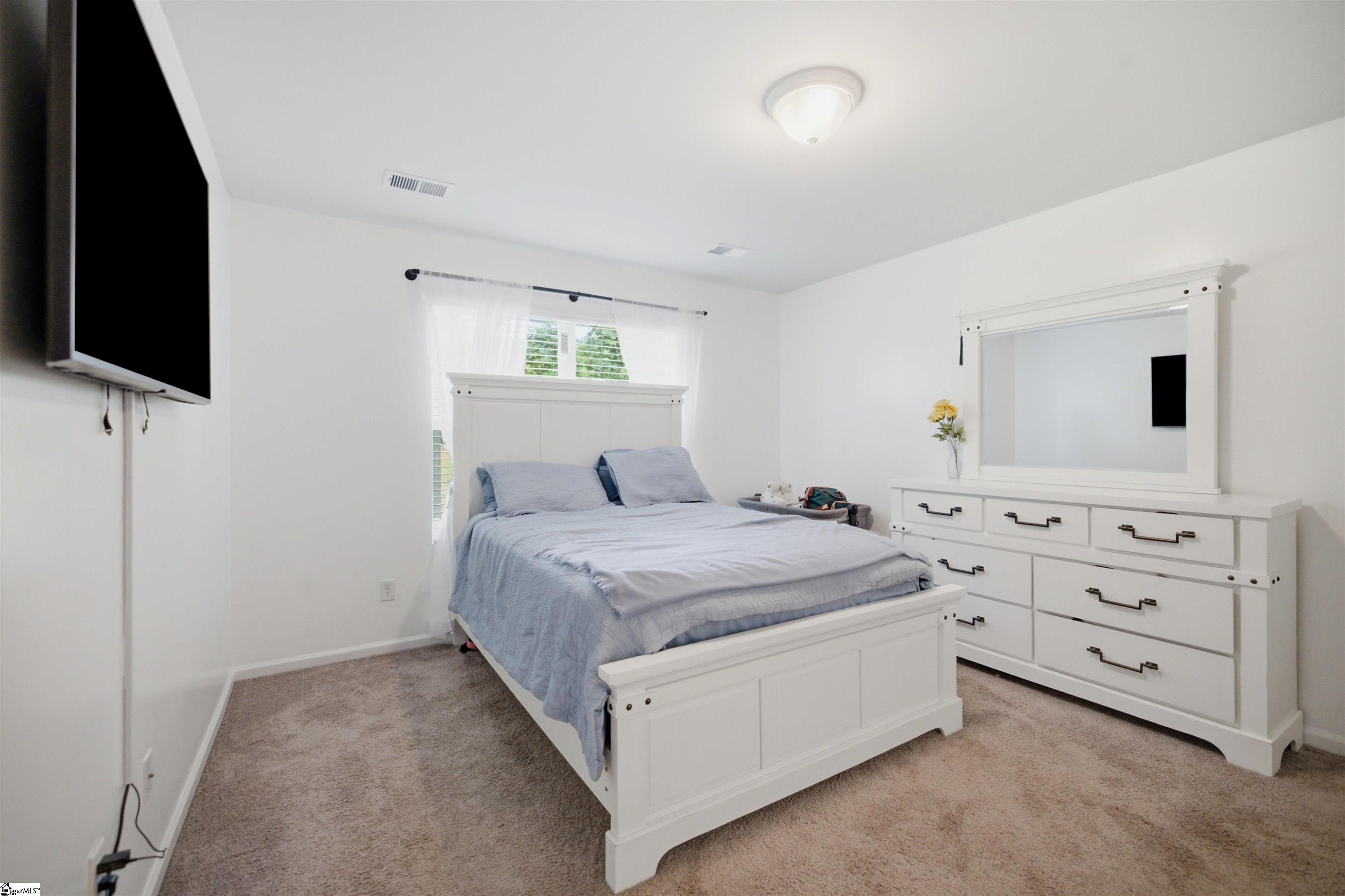 712 Roebuck Avenue Property Photo 11
