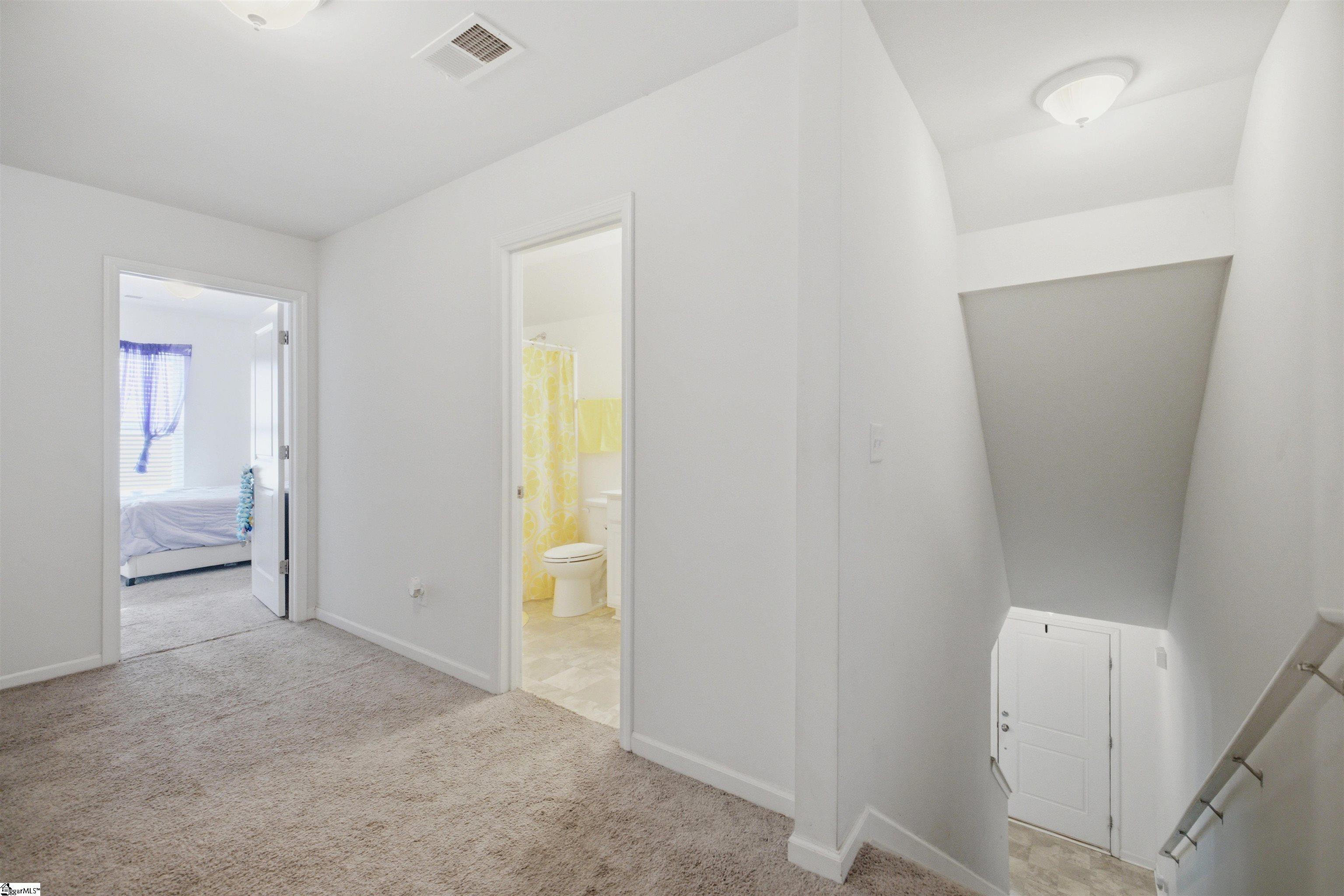 712 Roebuck Avenue Property Photo 16