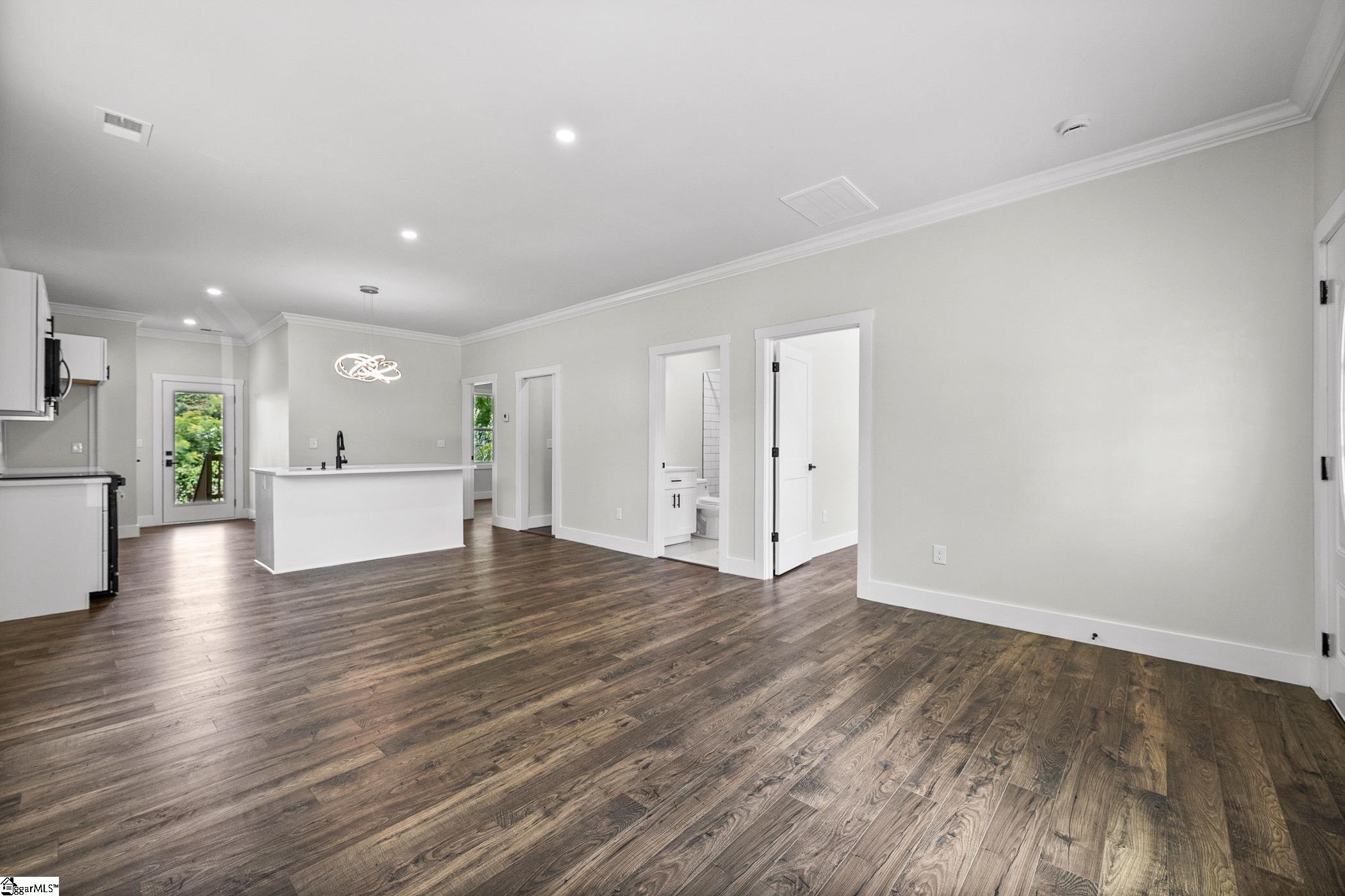 81 Palmetto Street Property Photo 9