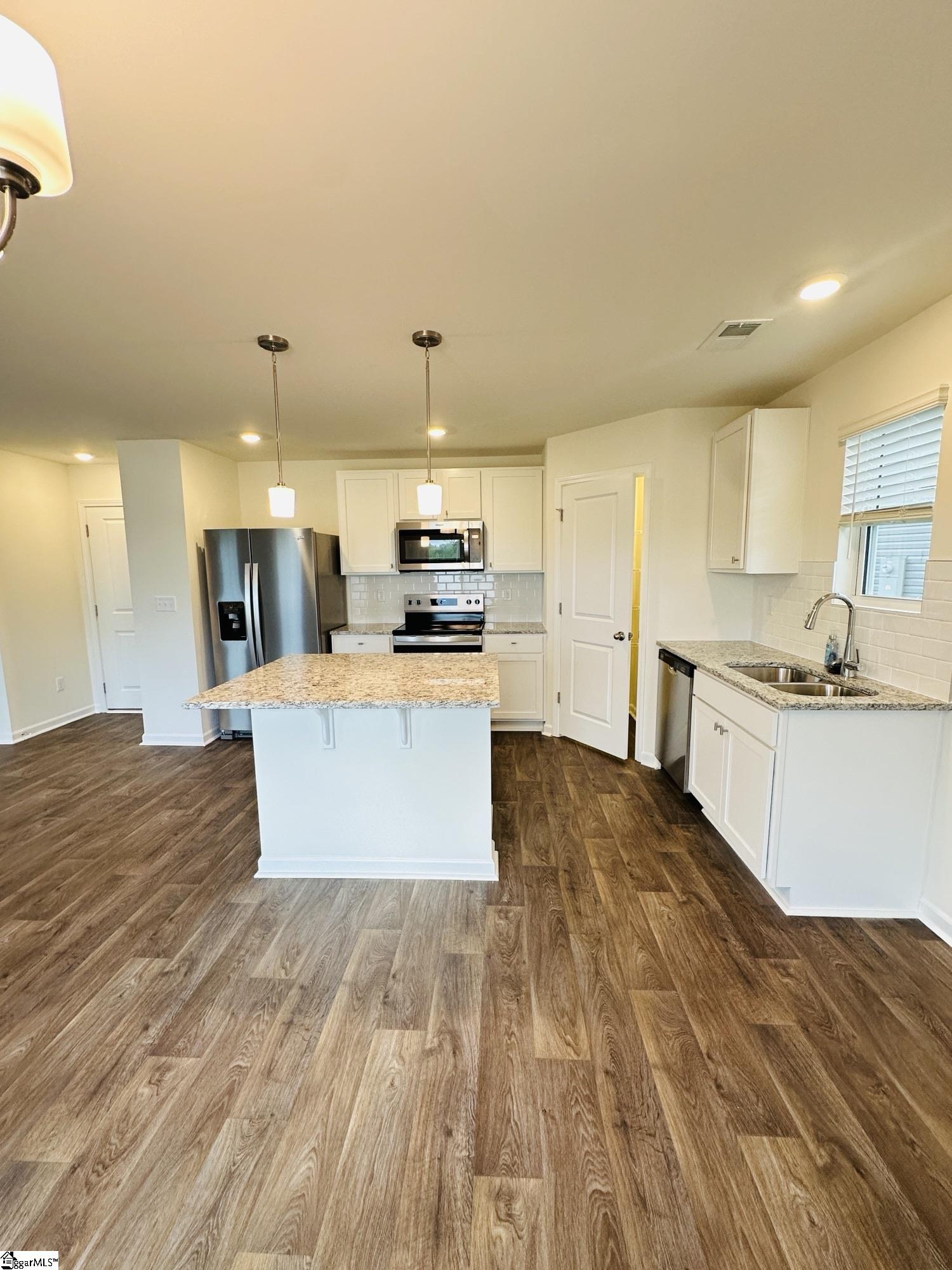6079 Willutuck Drive Property Photo 4