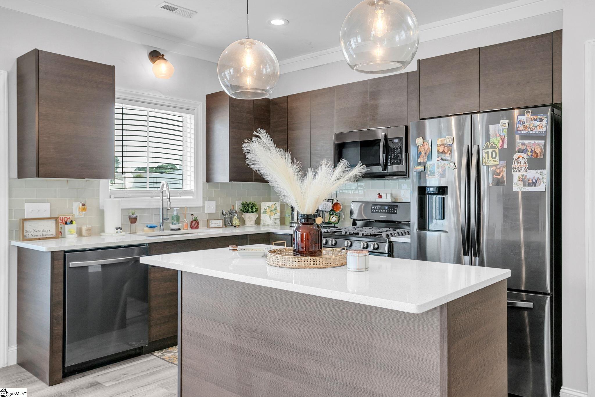 128 Park Avenue Property Photo 14