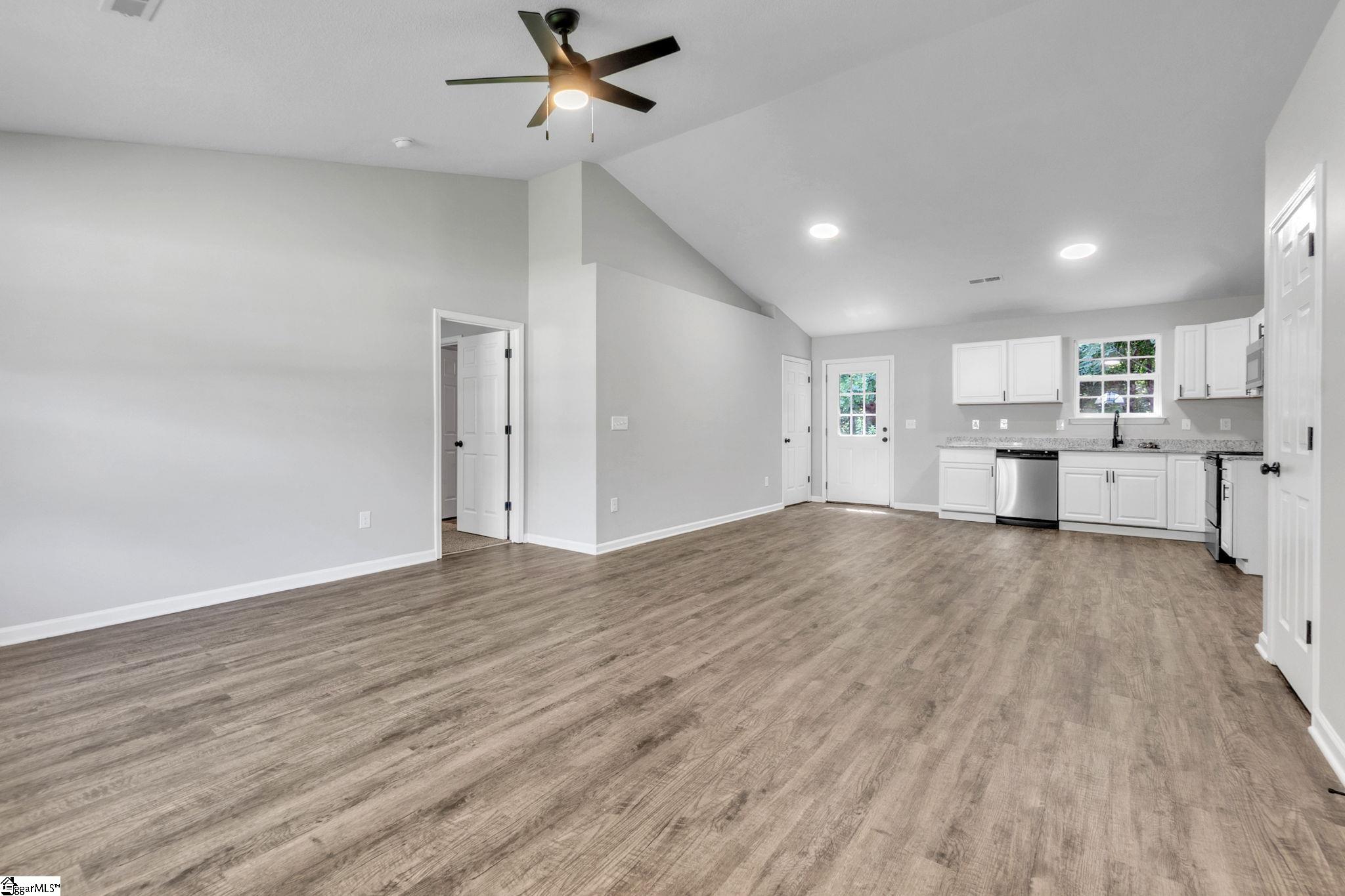 18 Backwater Way Property Photo 2