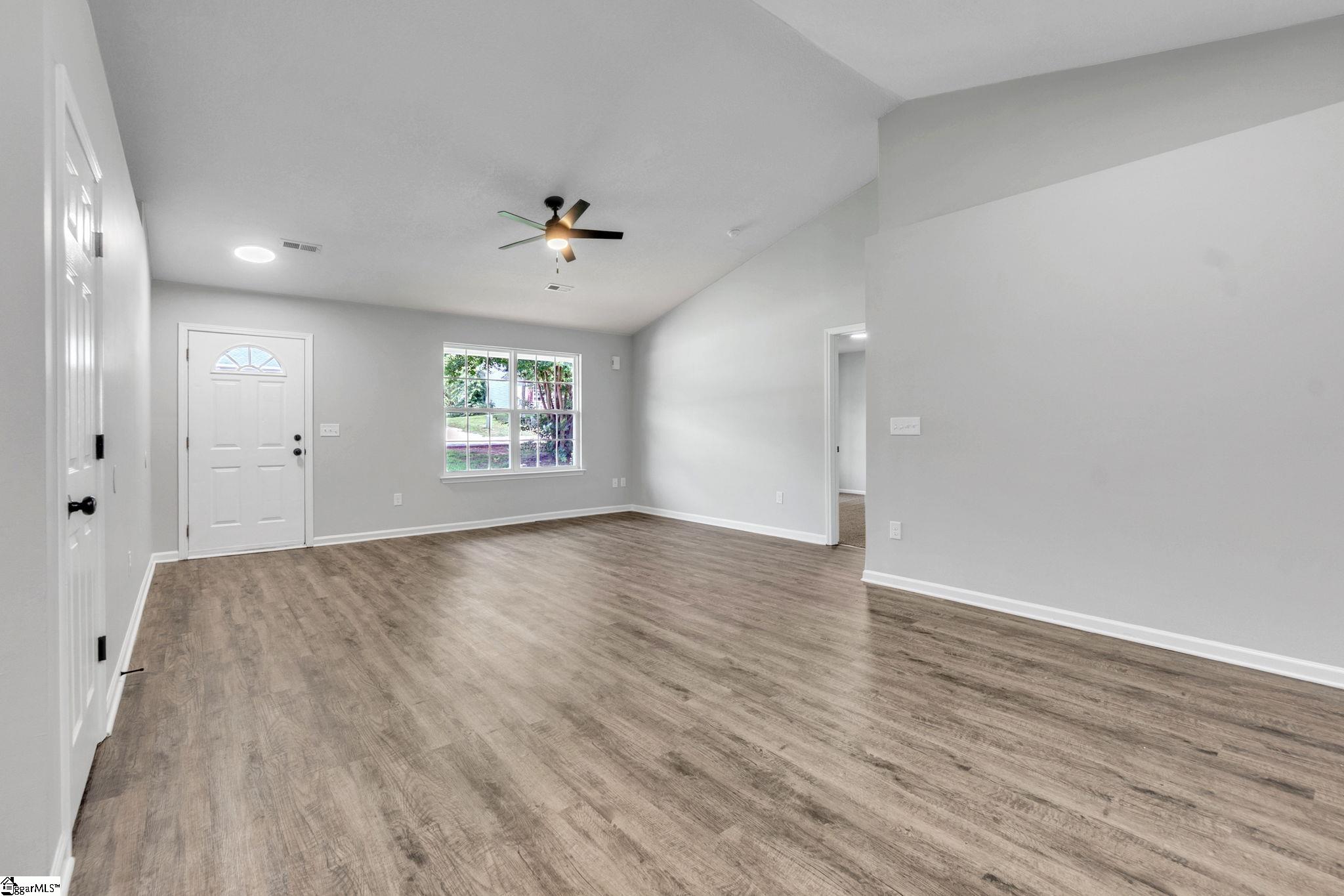 18 Backwater Way Property Photo 3