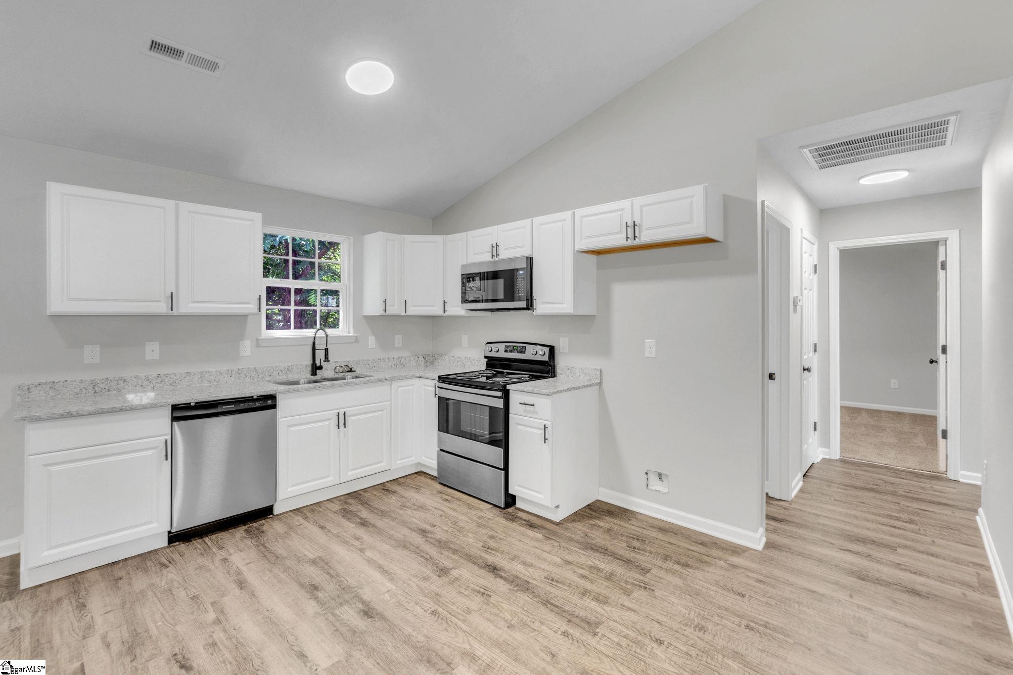 18 Backwater Way Property Photo 7