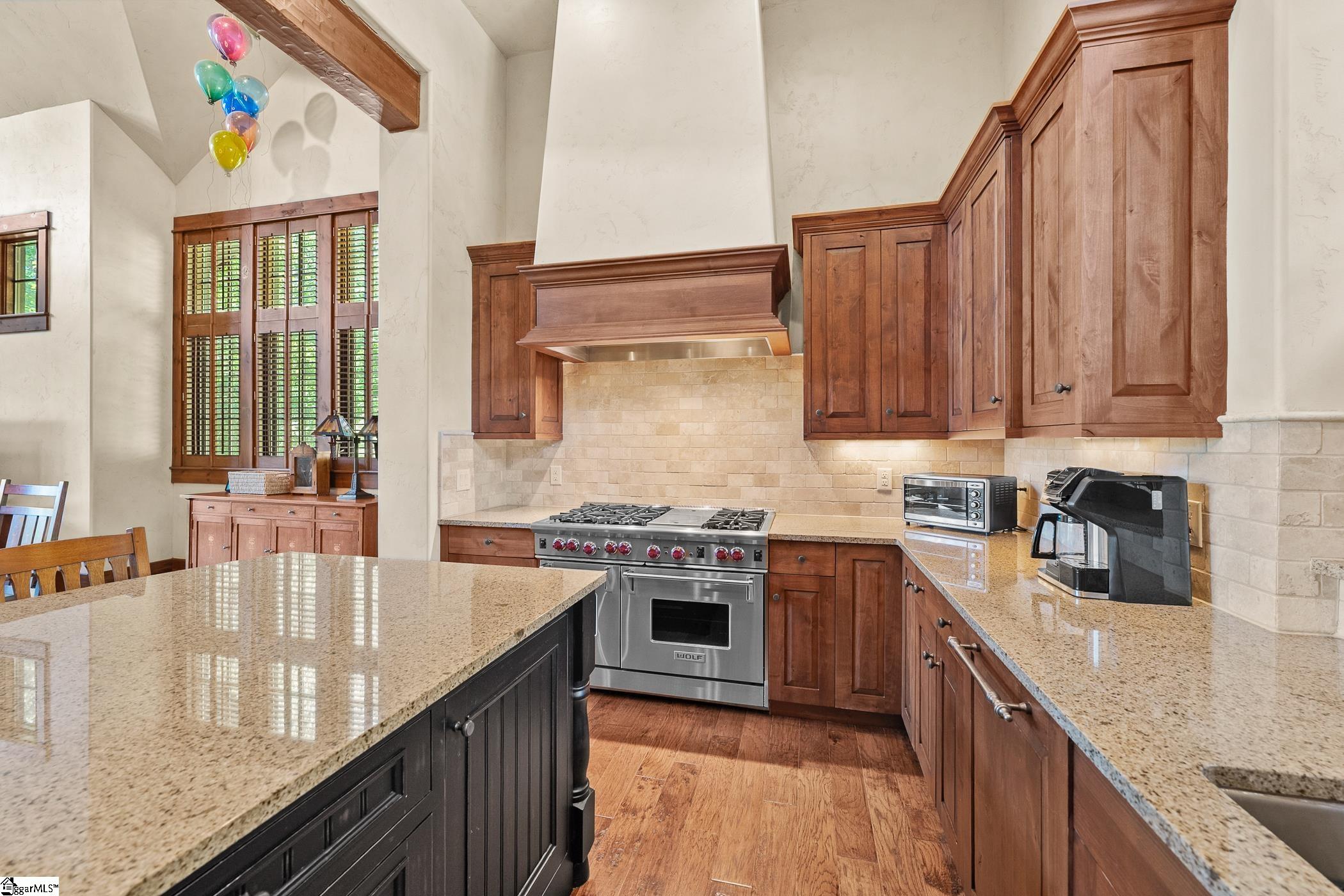 1596065 Property Photo 8