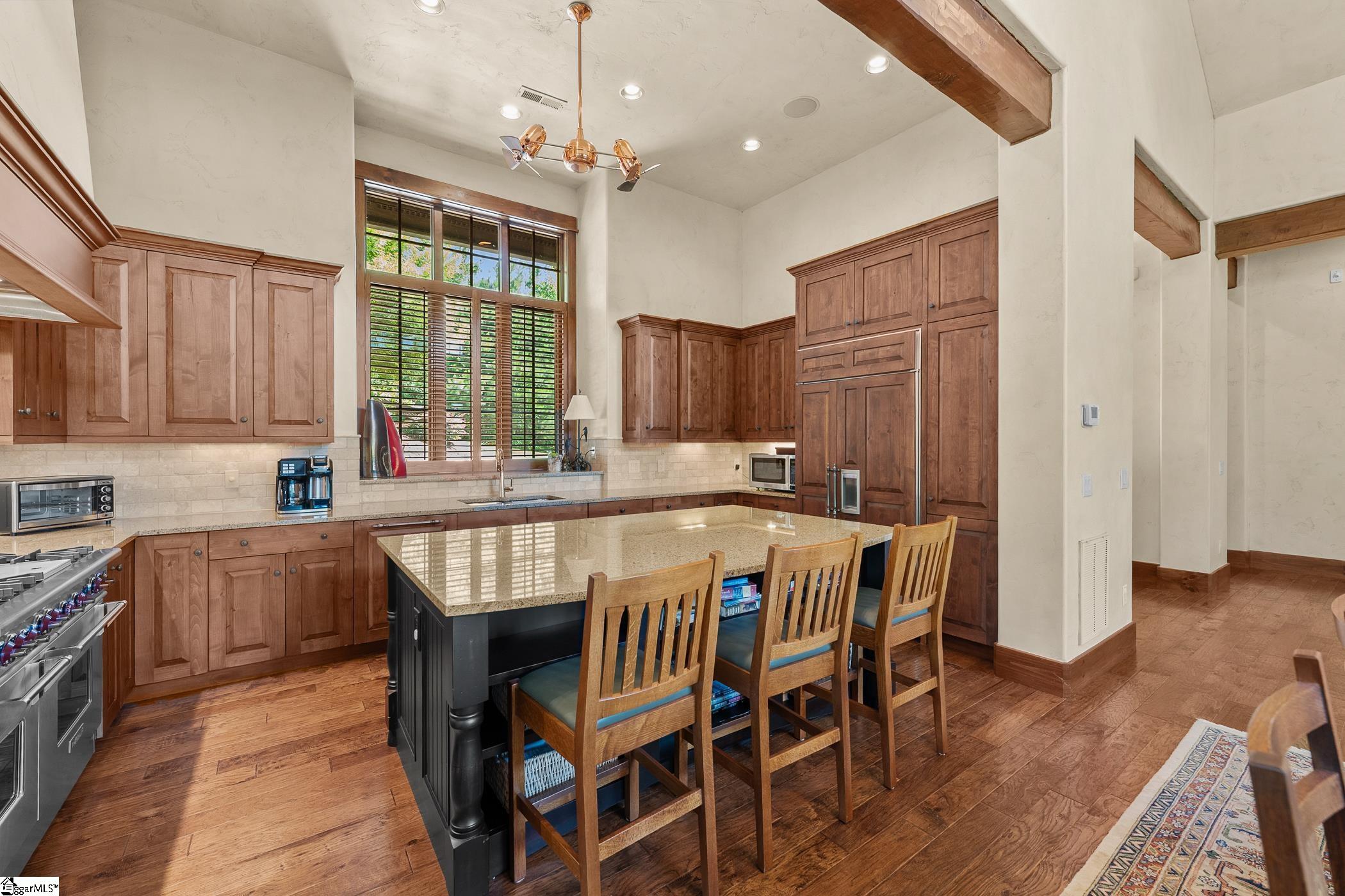 1596065 Property Photo 9