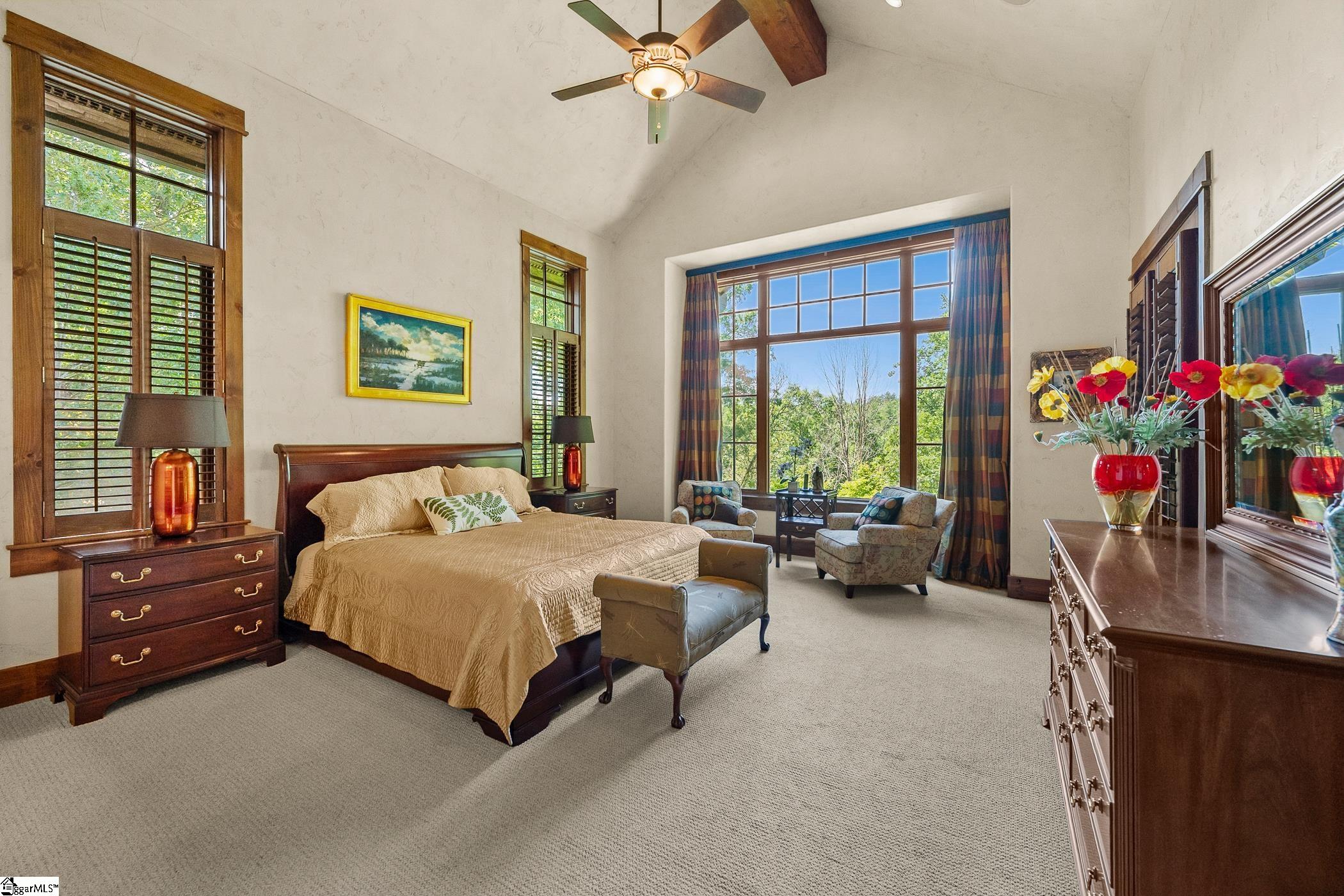 1596065 Property Photo 19