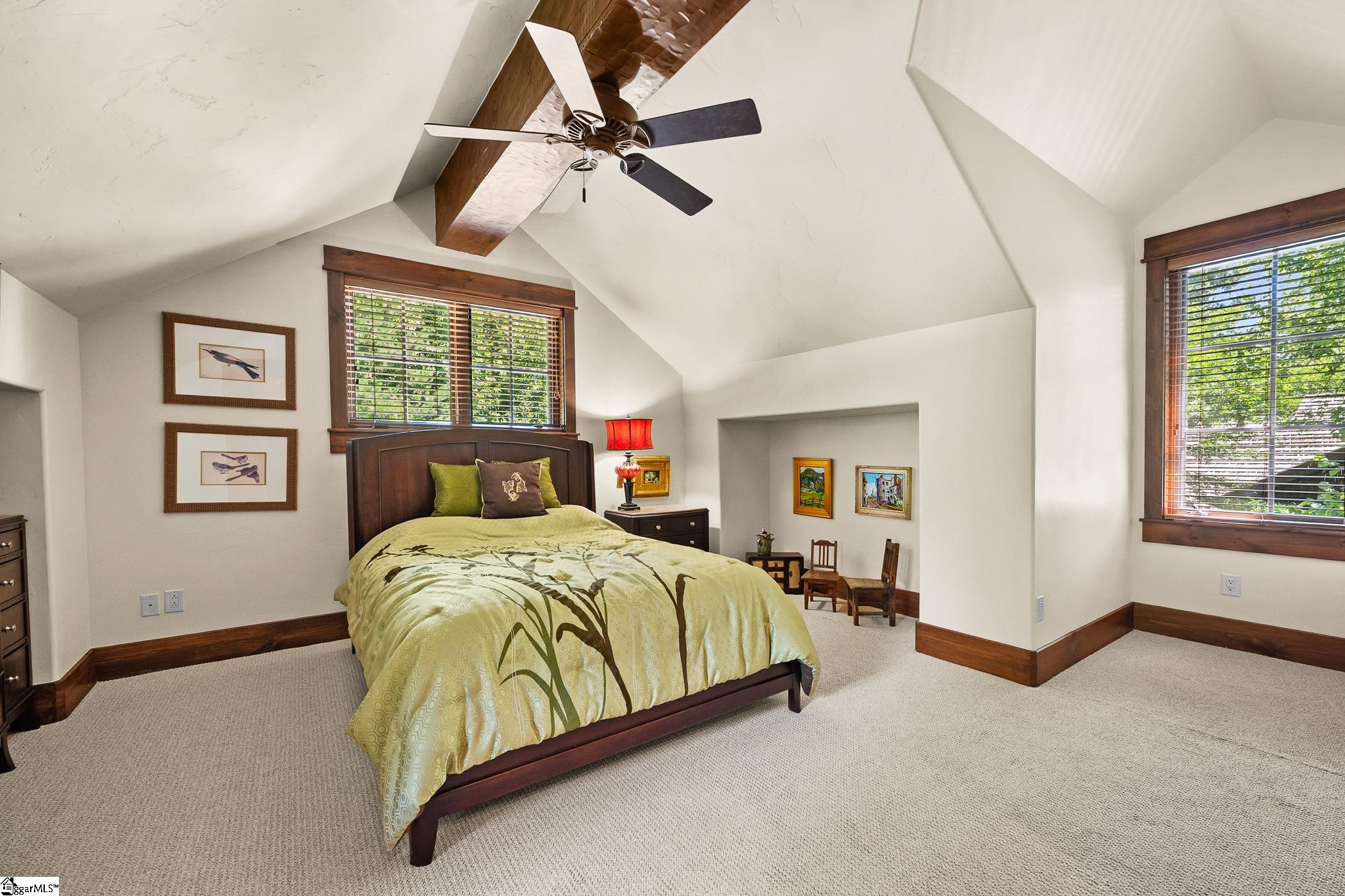 1596065 Property Photo 25
